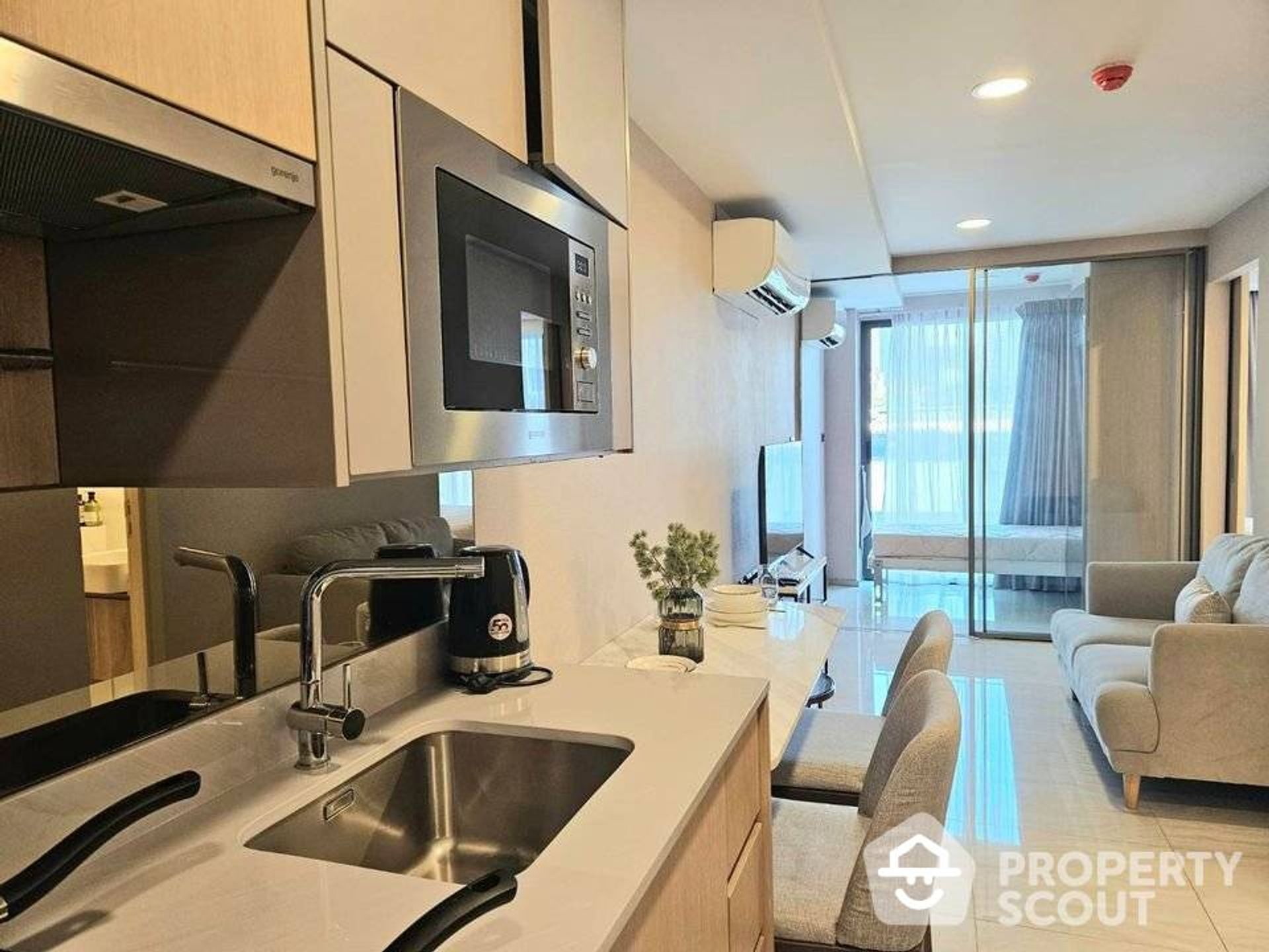 Condominium in , Krung Thep Maha Nakhon 12804863