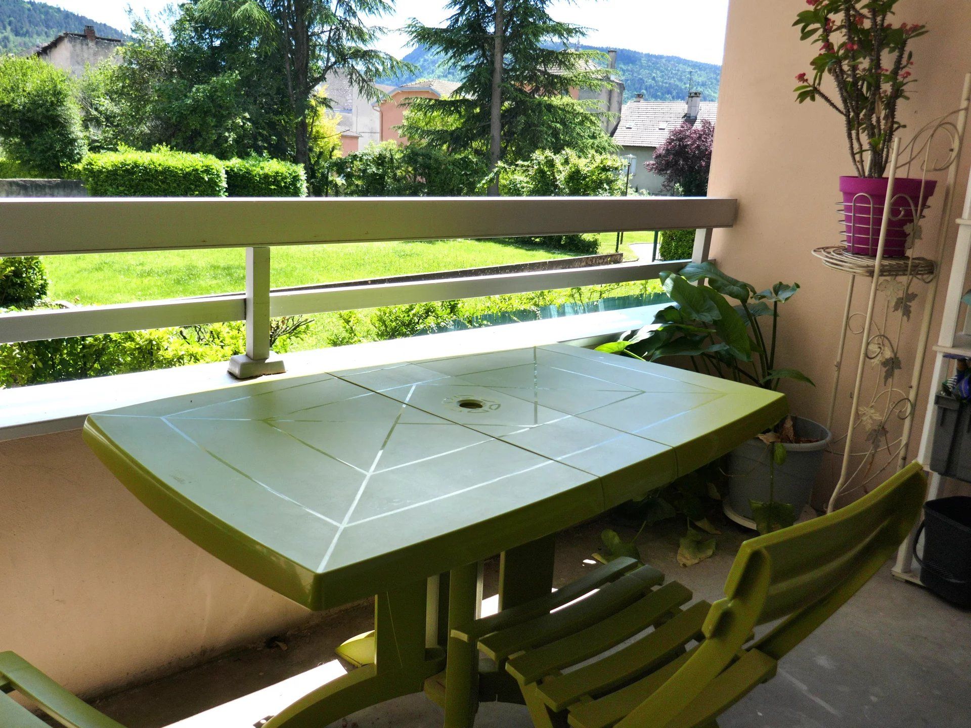 Condominium dans Oyonnax, Ain 12805098