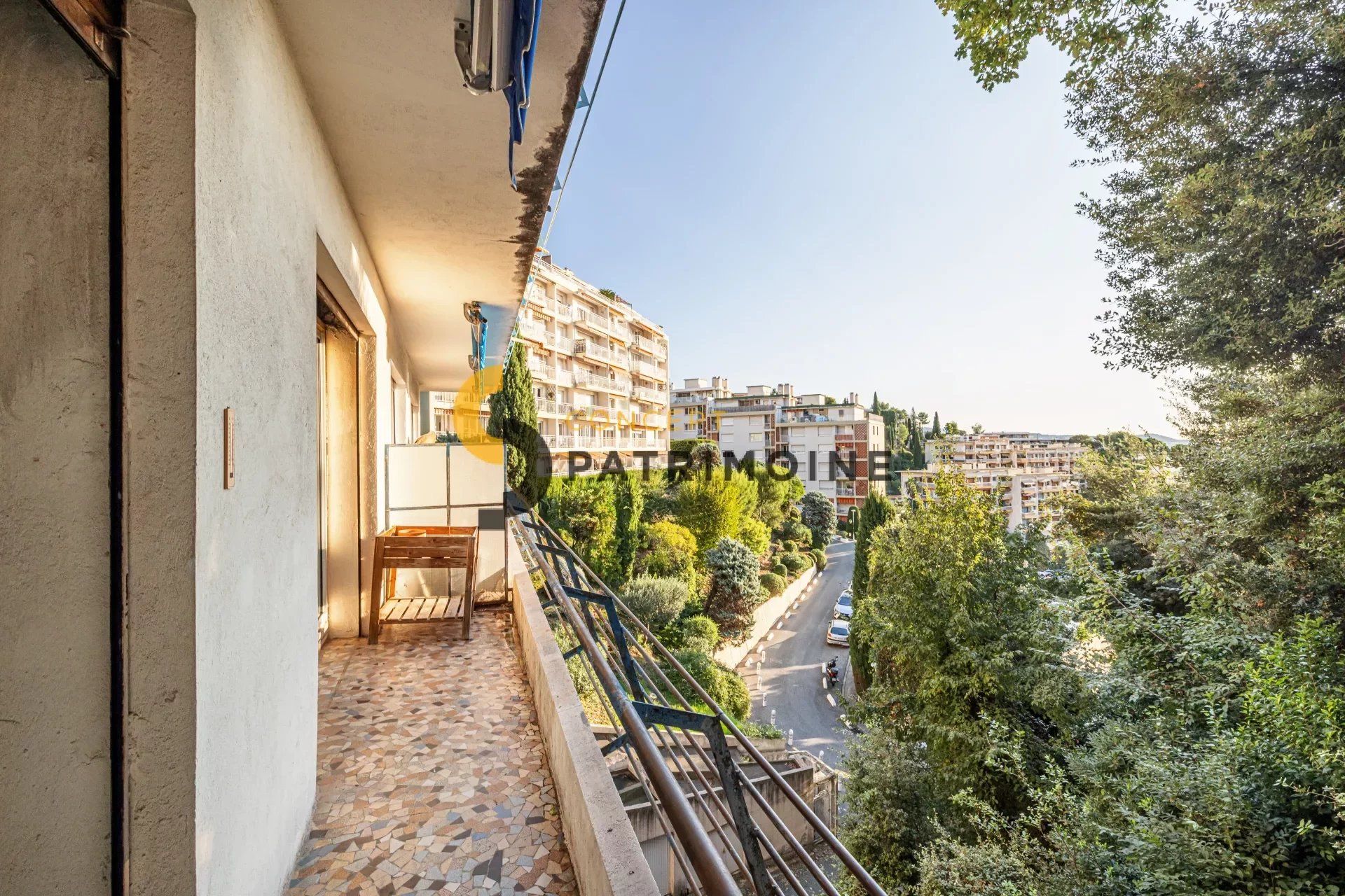 Condominium in La Californie, Provence-Alpes-Cote d'Azur 12805163