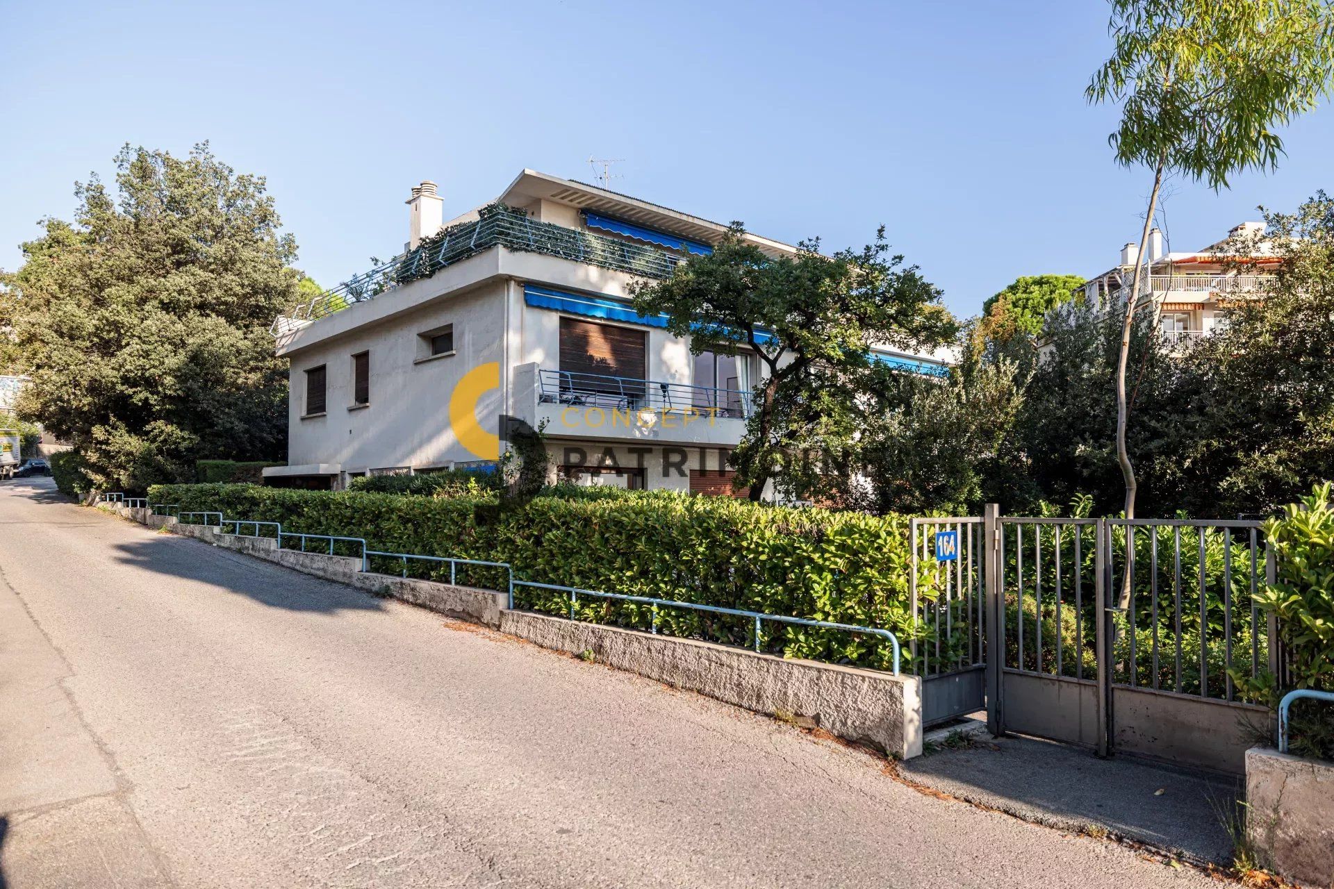 Condominium in La Californie, Provence-Alpes-Cote d'Azur 12805163