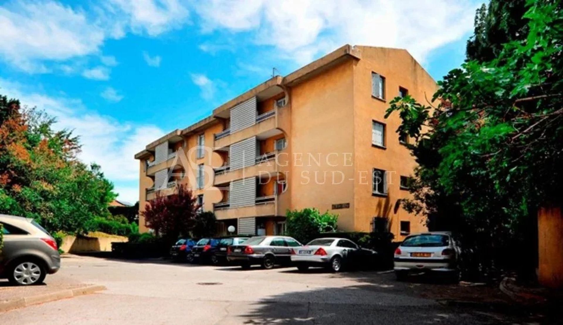 Condominium dans Aix en Provence, Provence-Alpes-Côte d'Azur 12805194