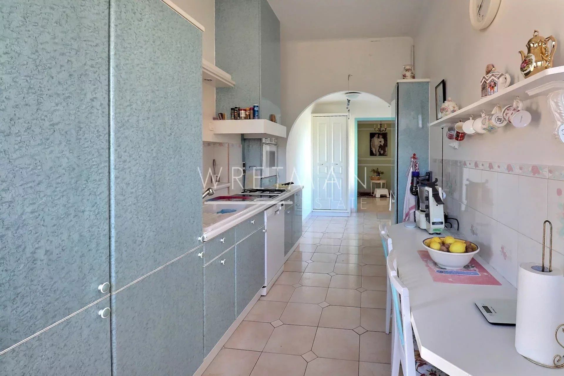 Hus i Roquebrune-sur-Argens, Provence-Alpes-Cote d'Azur 12805955