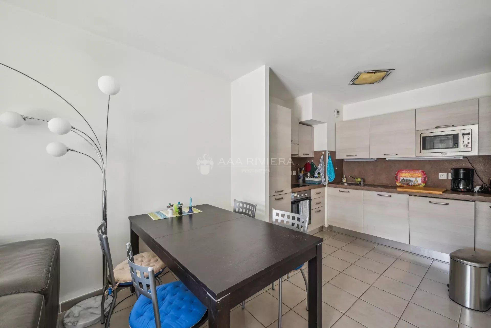 Житлова в Juan-les-Pins, Alpes-Maritimes 12805956