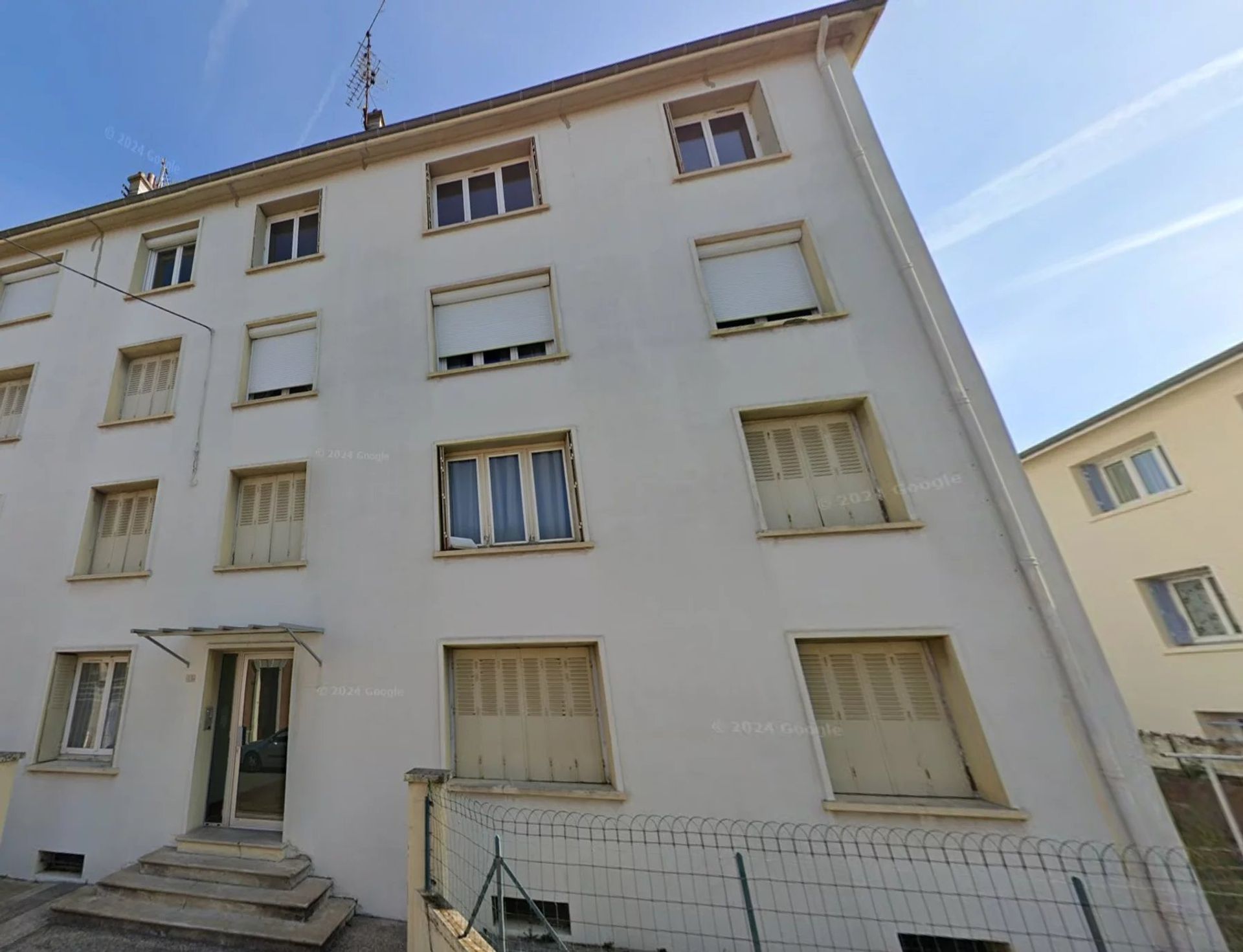 Condominium in Valence, Auvergne-Rhone-Alpes 12806007