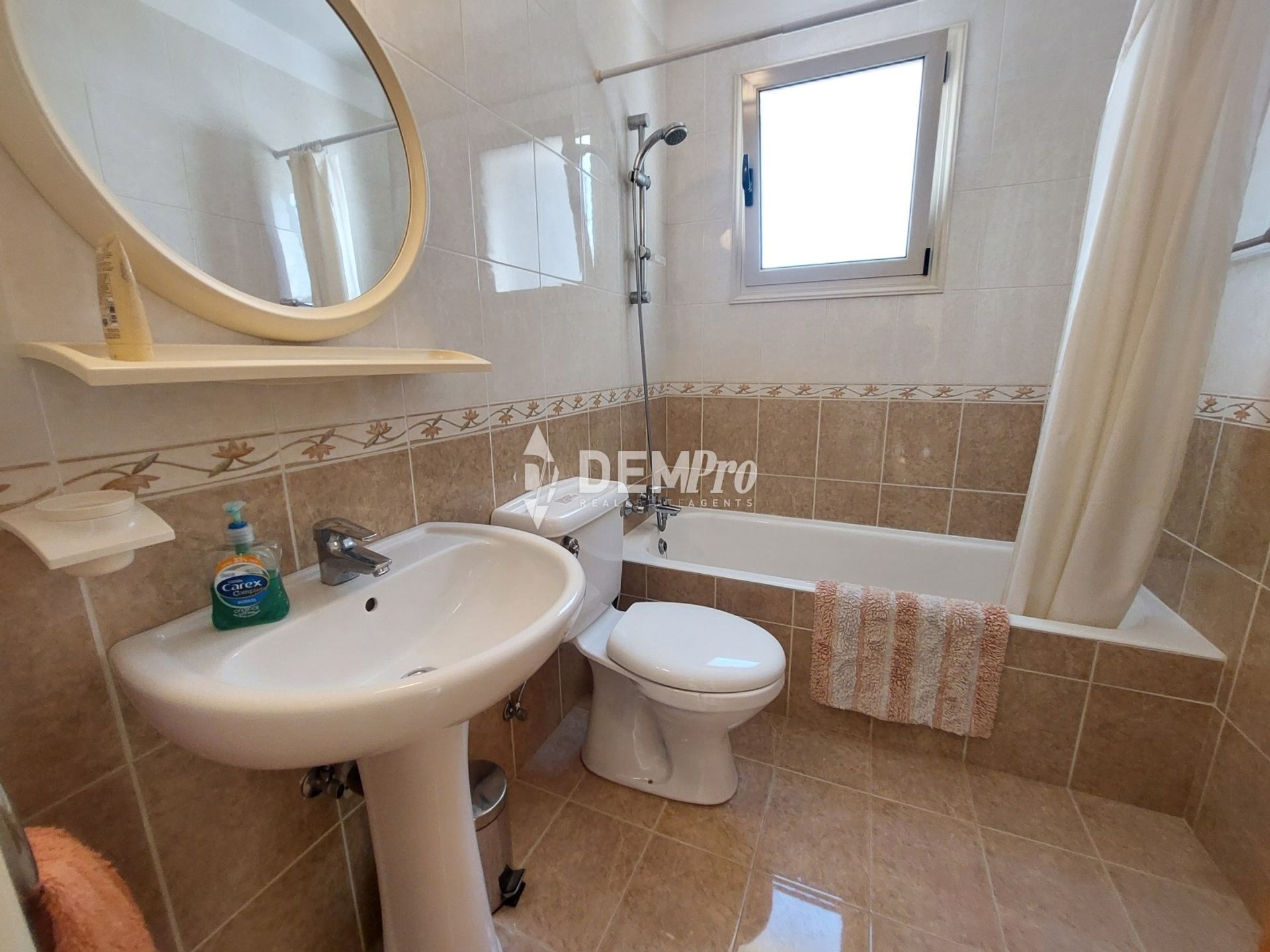 Condominium in Peyia, Paphos 12806237