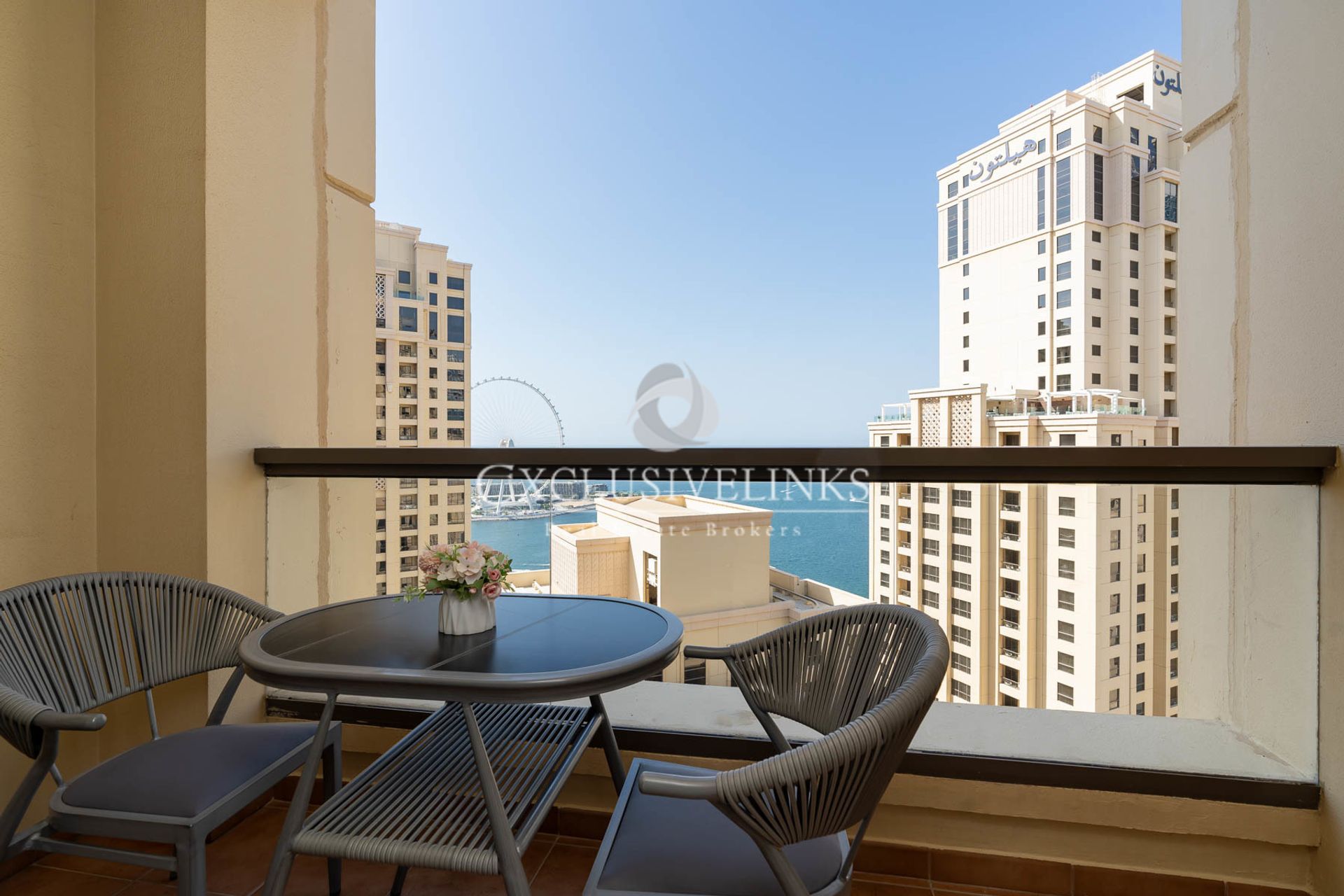 Condominium in Dubai, Dubai 12806238