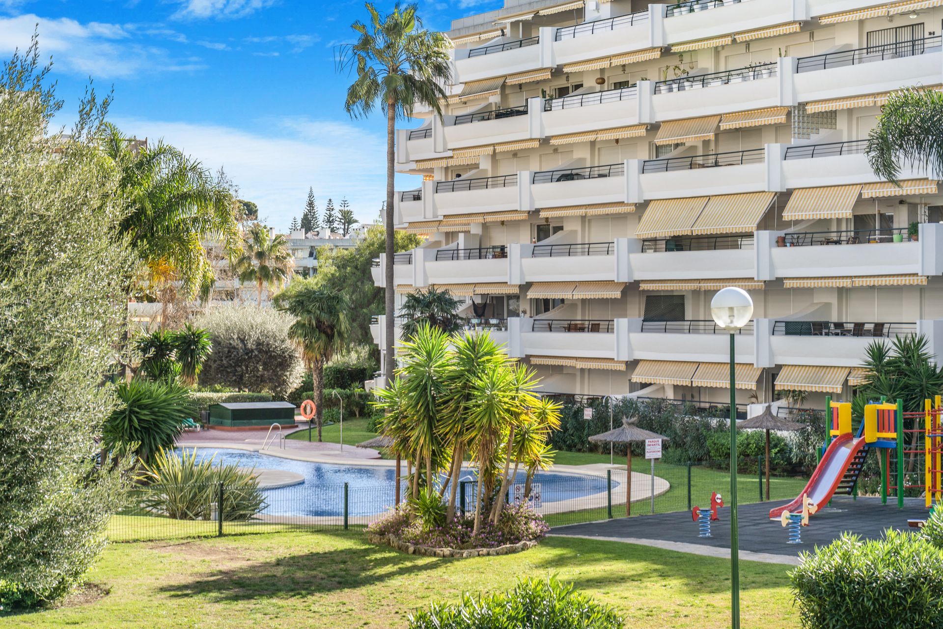 Condominio nel Marbella, Andalucía 12806259