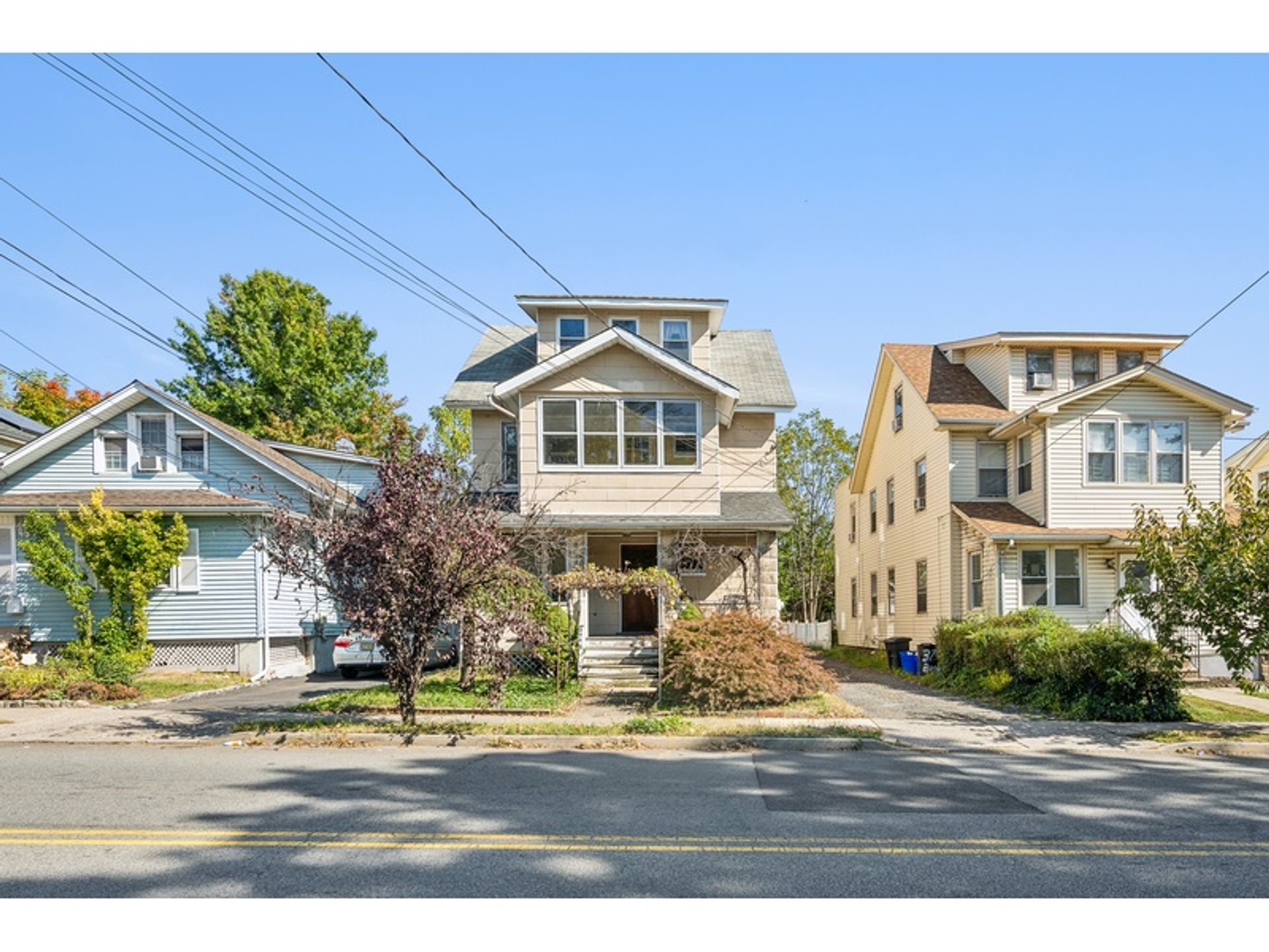 Πολυ οικογένεια σε Maplewood, New Jersey 12808803