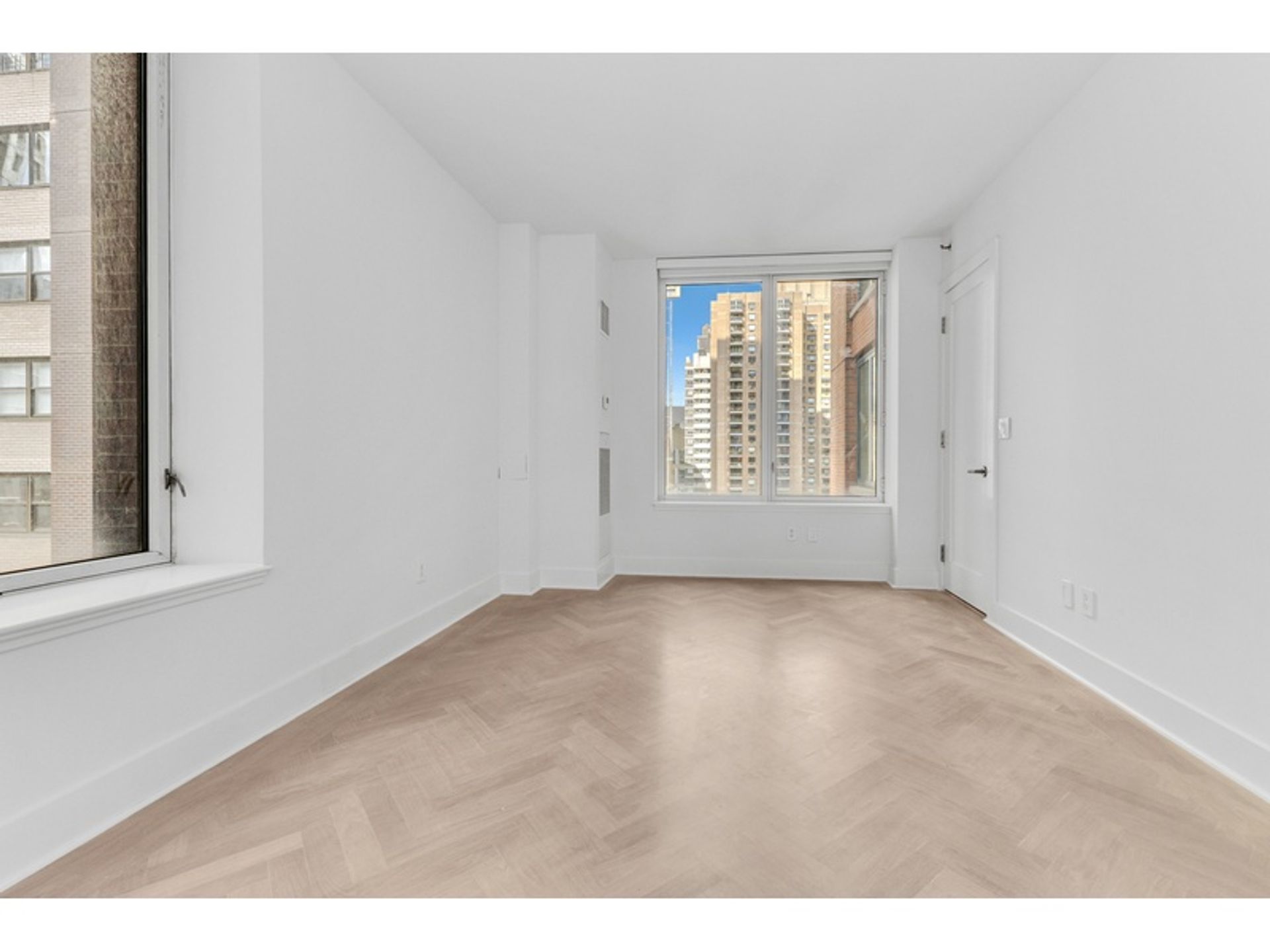 Condominium in New York, New York 12808886