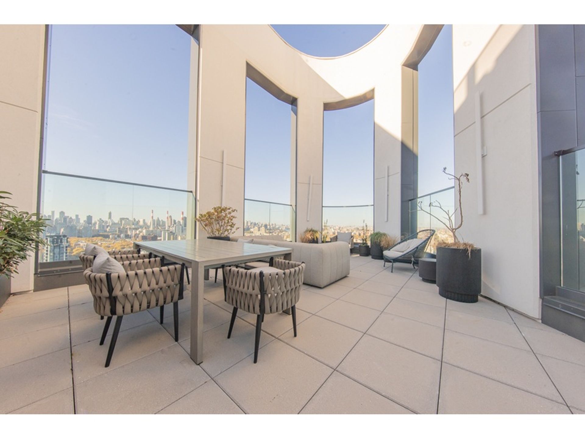 Condominium in , New York 12808942