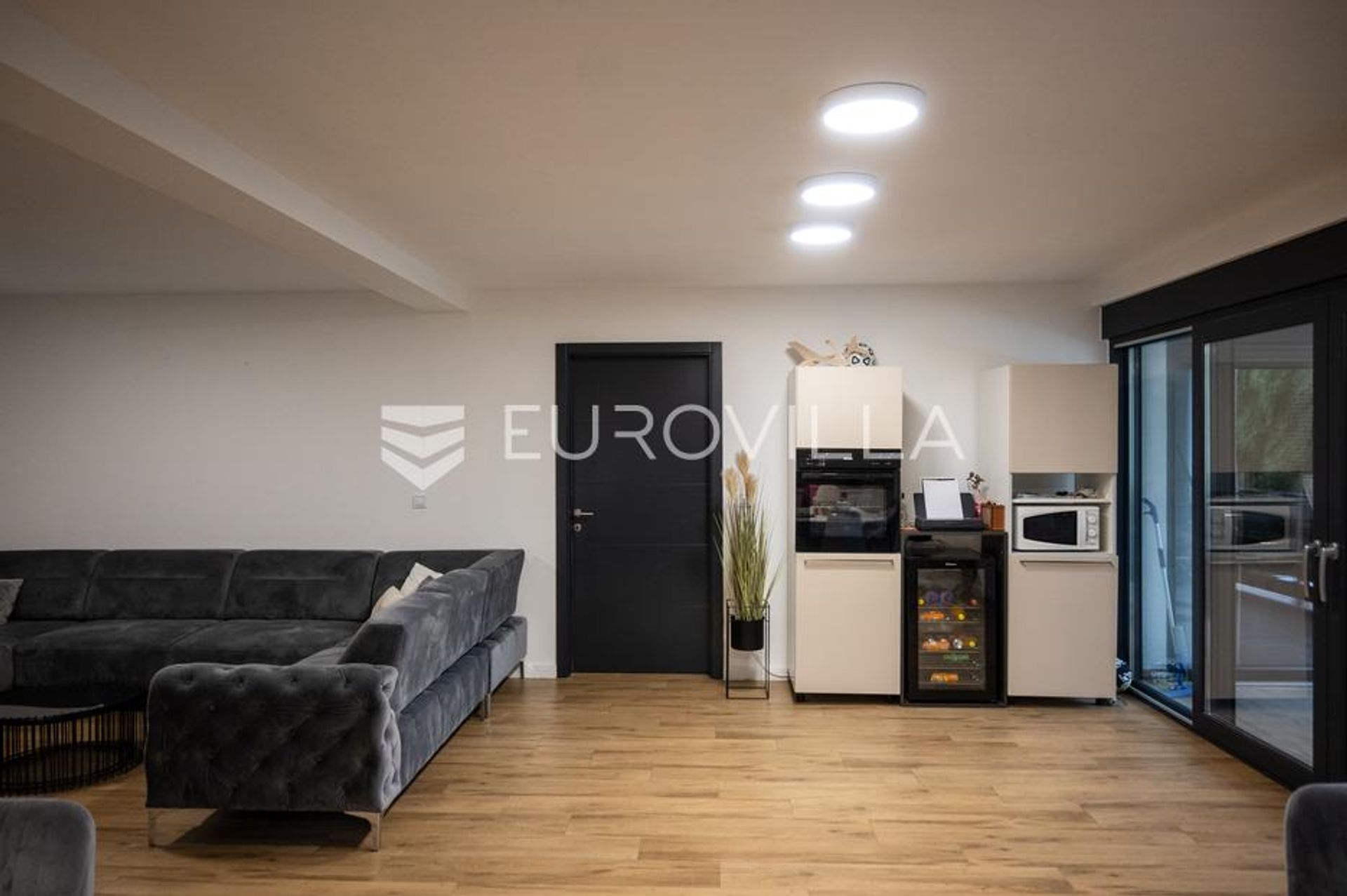 Condominio en Osijek, Osjecko-Baranjska Zupanija 12809257