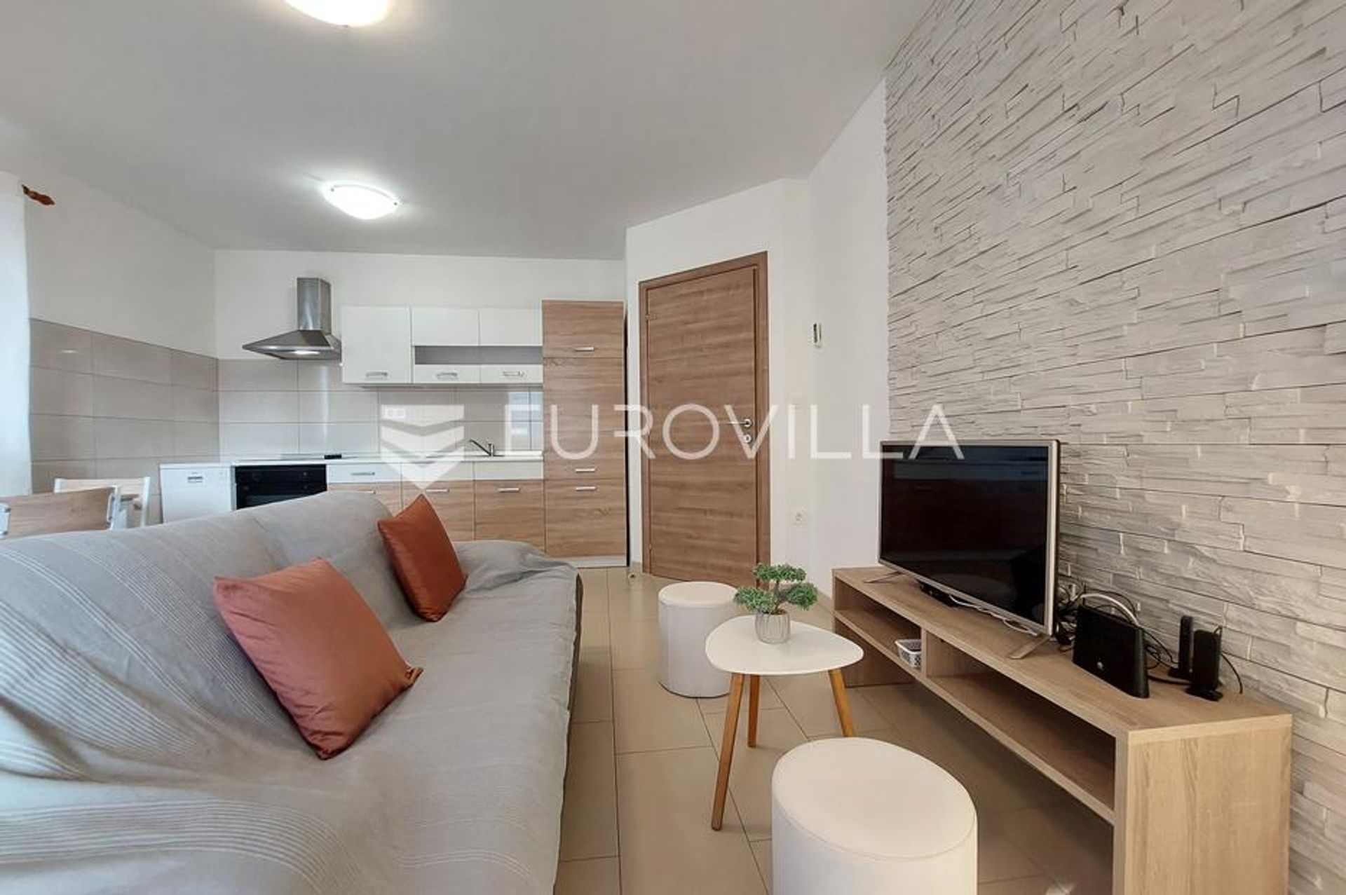 Condominio nel Pola, Istarska Zupanija 12809285