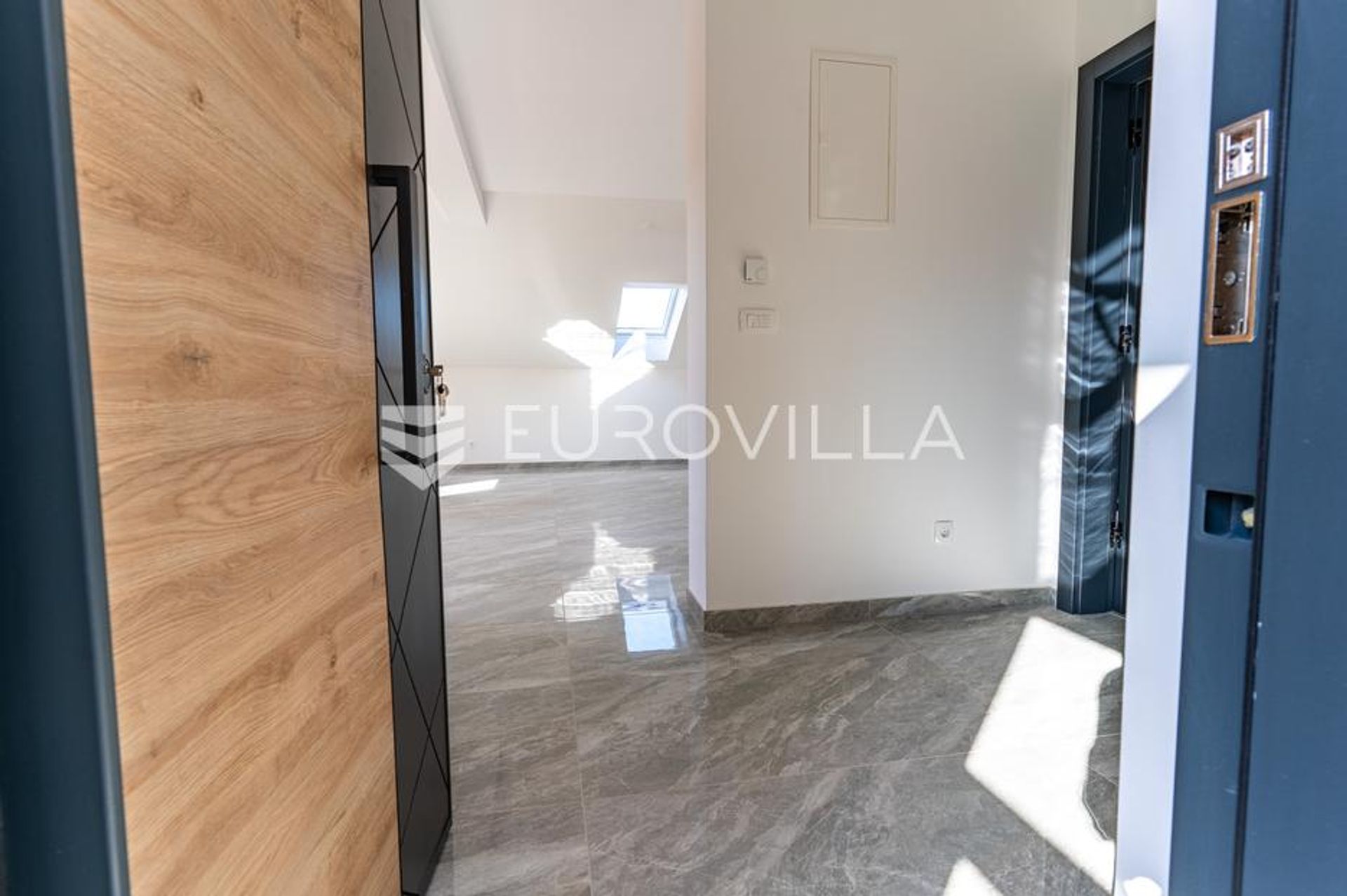 Condominium dans Pozega, Pozesko-Slavonska Zupanija 12809337