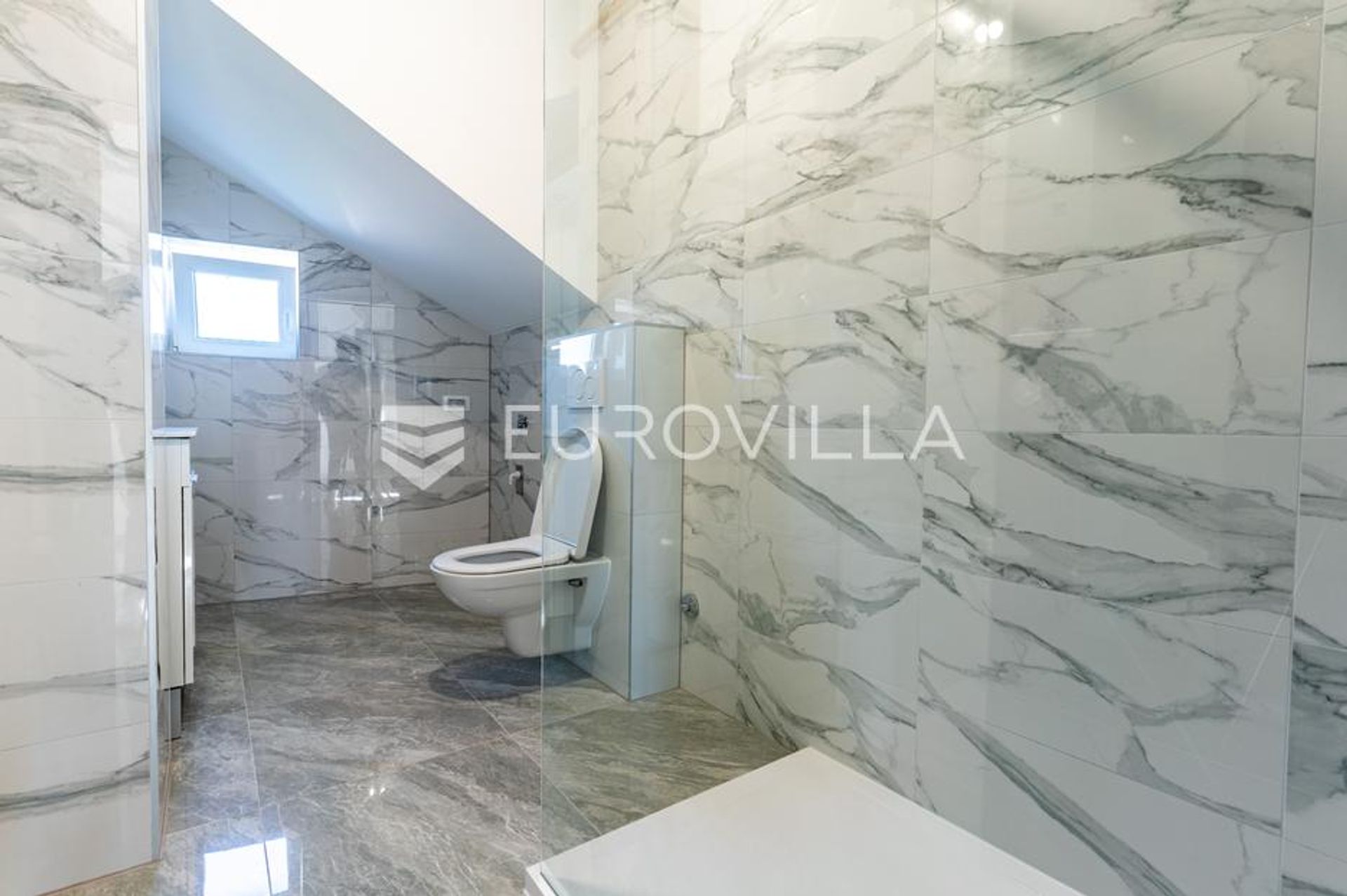 Condominium dans Pozega, Pozesko-Slavonska Zupanija 12809337