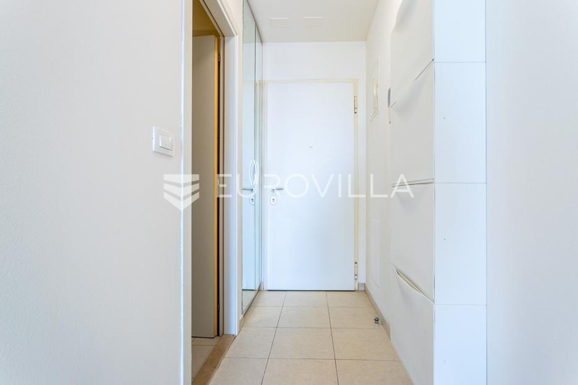 Condominio nel Dubrava, Zupanija spalatino-dalmata 12809377