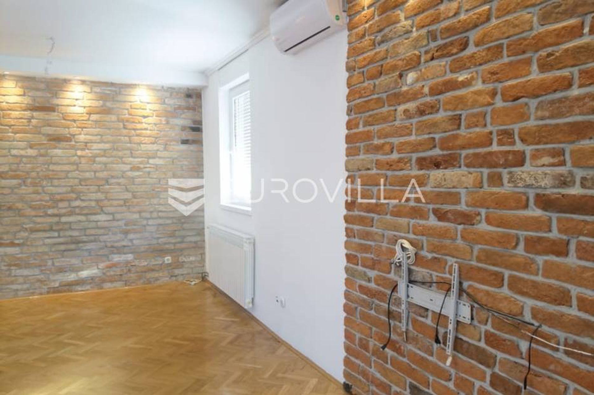 Condominium in Sesvete, Grad Zagreb 12809461