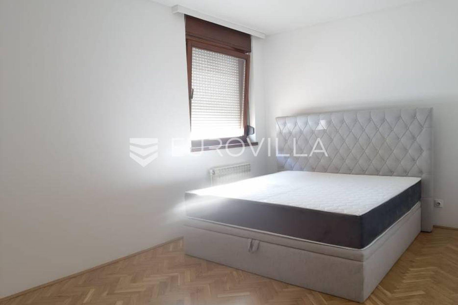 Condominium in Sesvete, Grad Zagreb 12809461