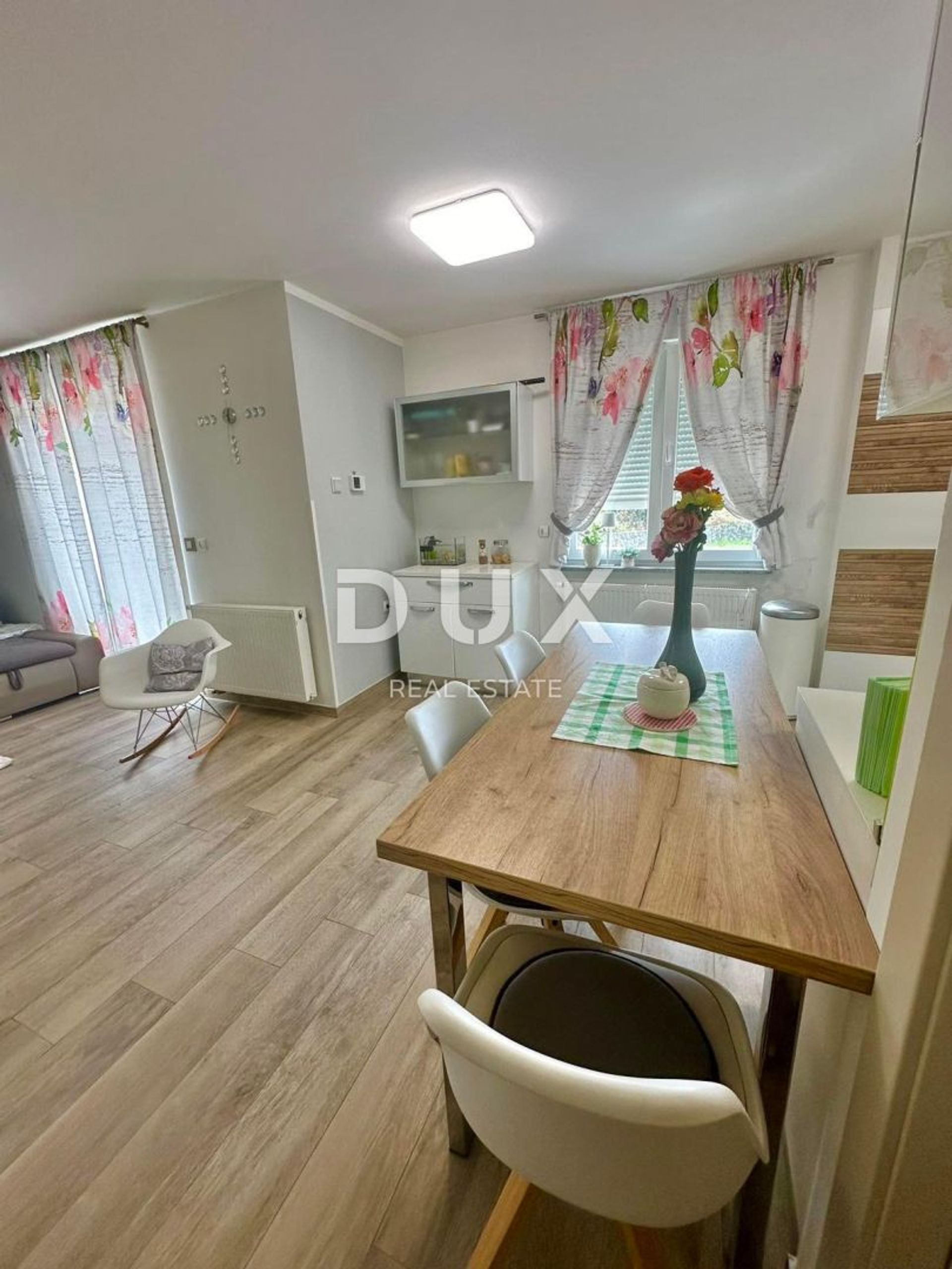 Condominium dans Rijeka, Primorsko-goranska županija 12810086