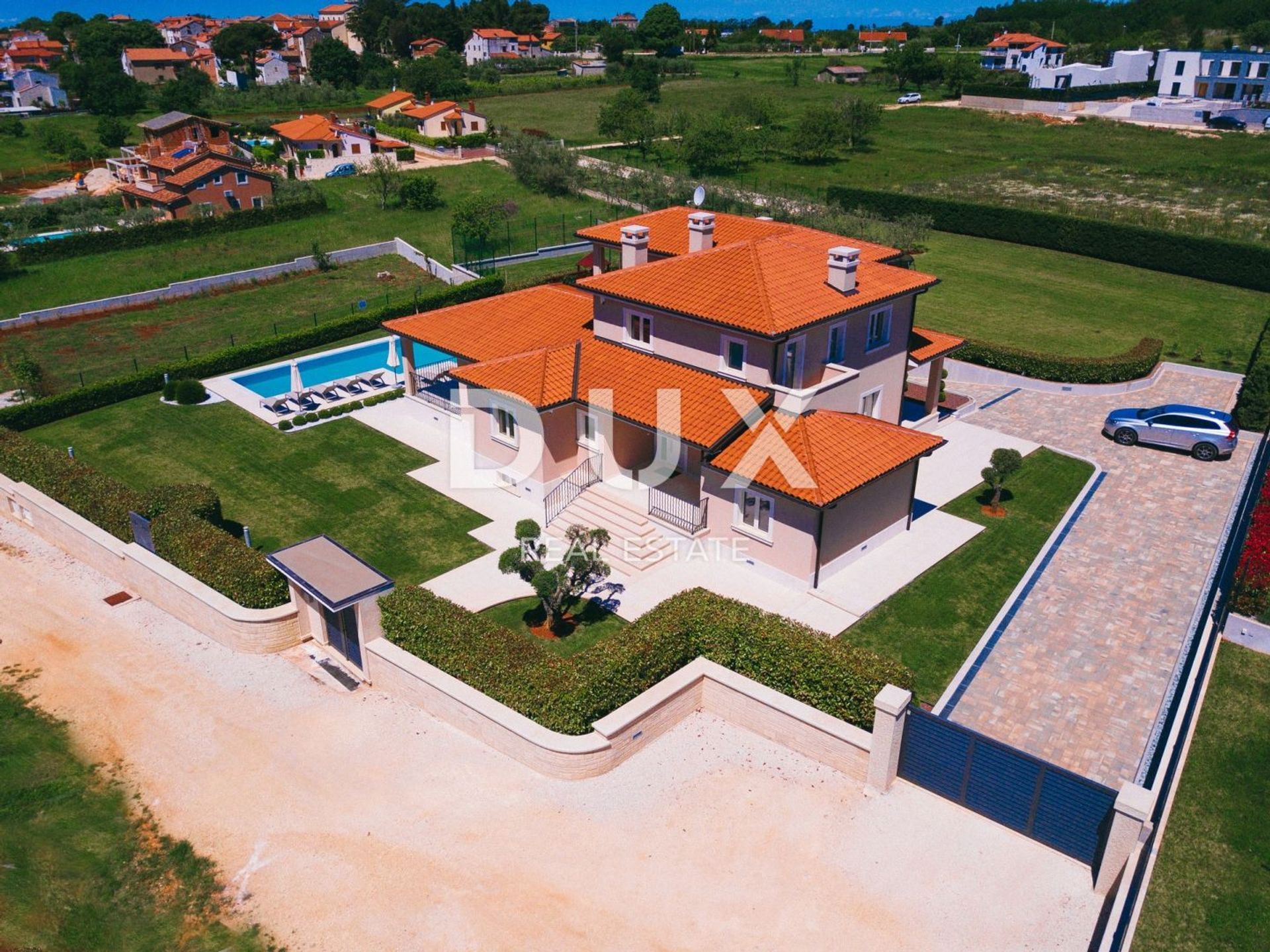 casa no Deklići, Istria County 12810287