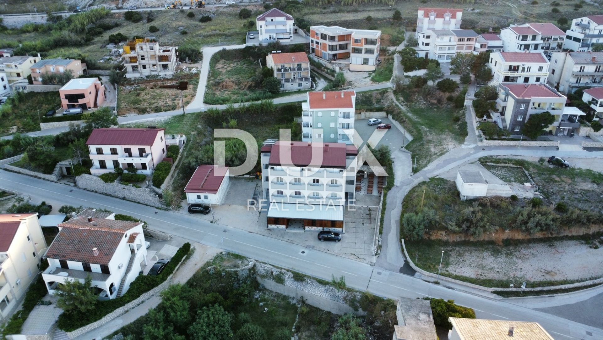 Comercial en Pag, Zadar County 12810346