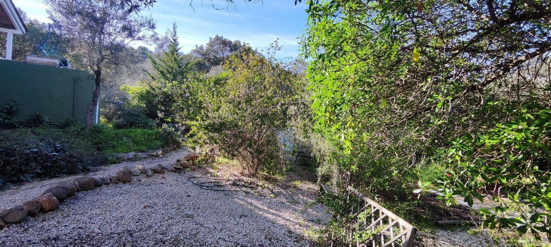 House in Benafim, Faro District 12810814