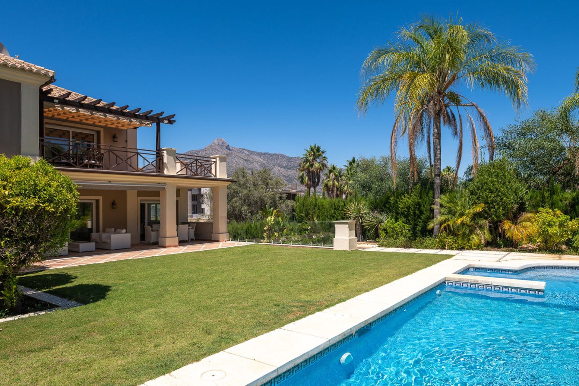 Haus im Marbella, Andalucía 12810983