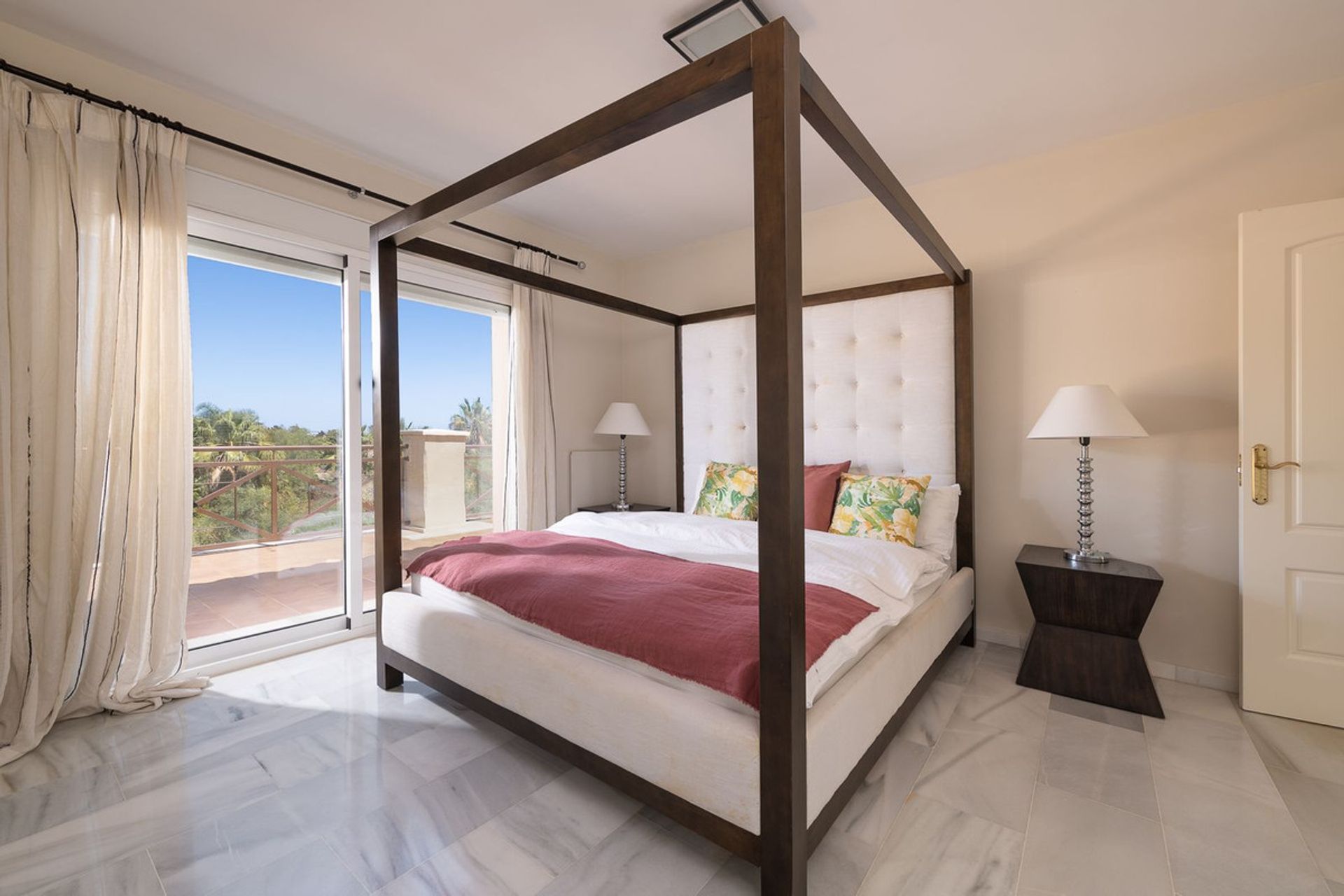 Haus im Marbella, Andalucía 12810983