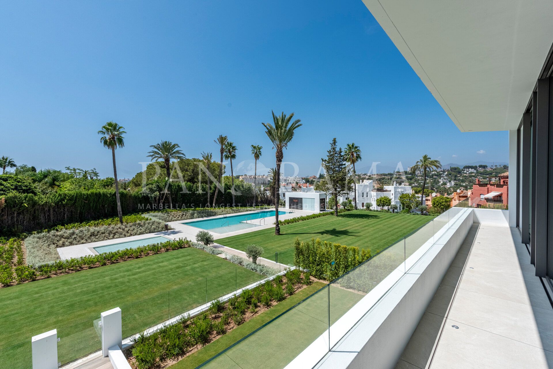 Huis in Marbella, Andalucía 12810992