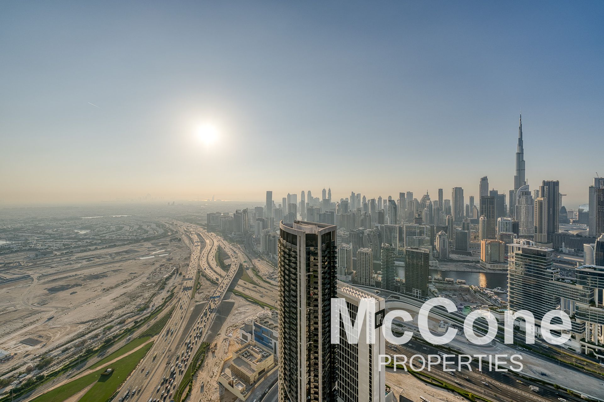 Condominium dans Dubai, Dubai 12811153