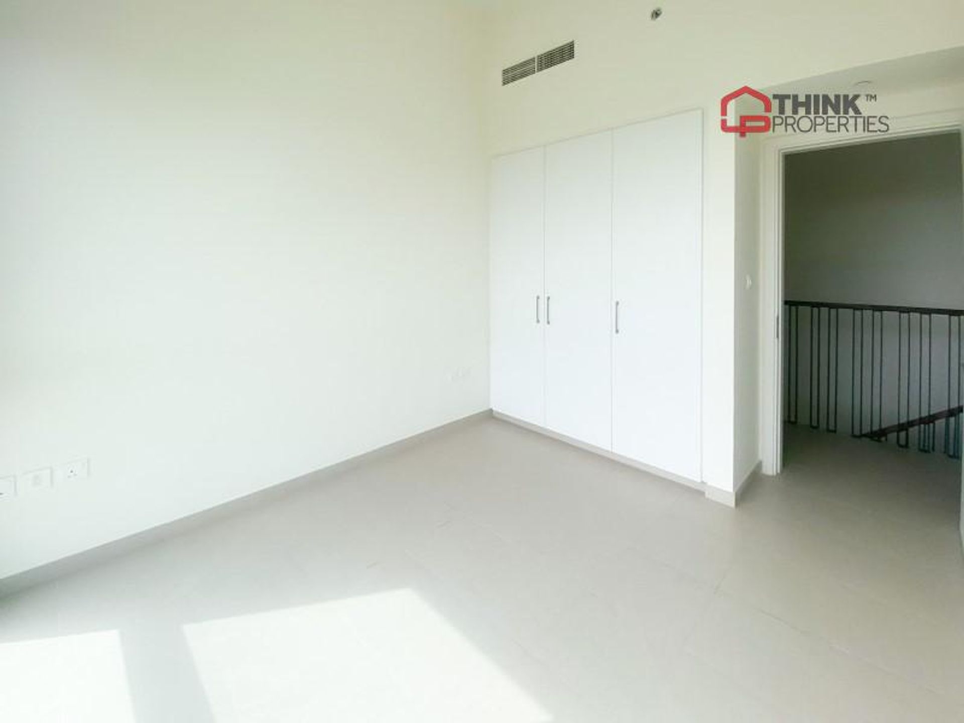 Condominium in دبي, دبي 12813152