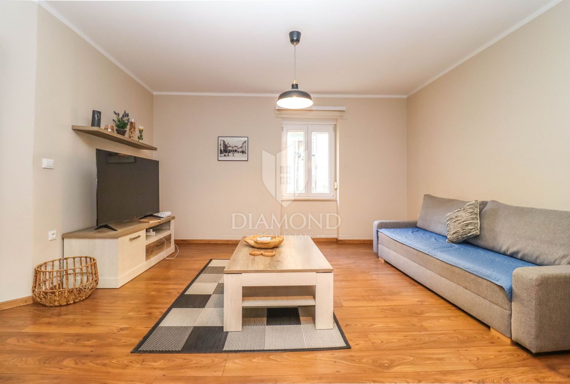 Condominio en Zminj, Istarska Županija 12813227