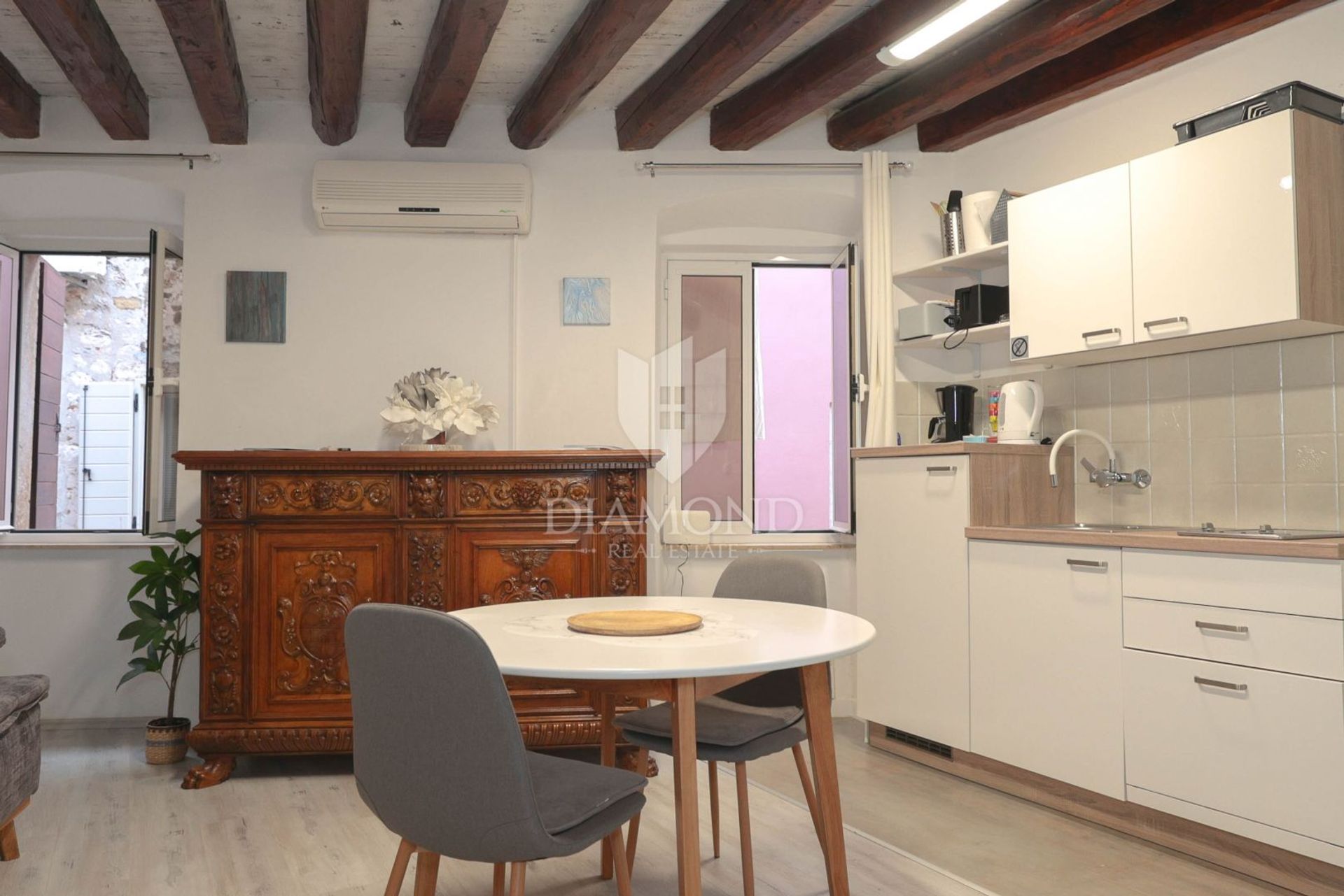 Condominium in Rovinj, Istarska Zupanija 12813235