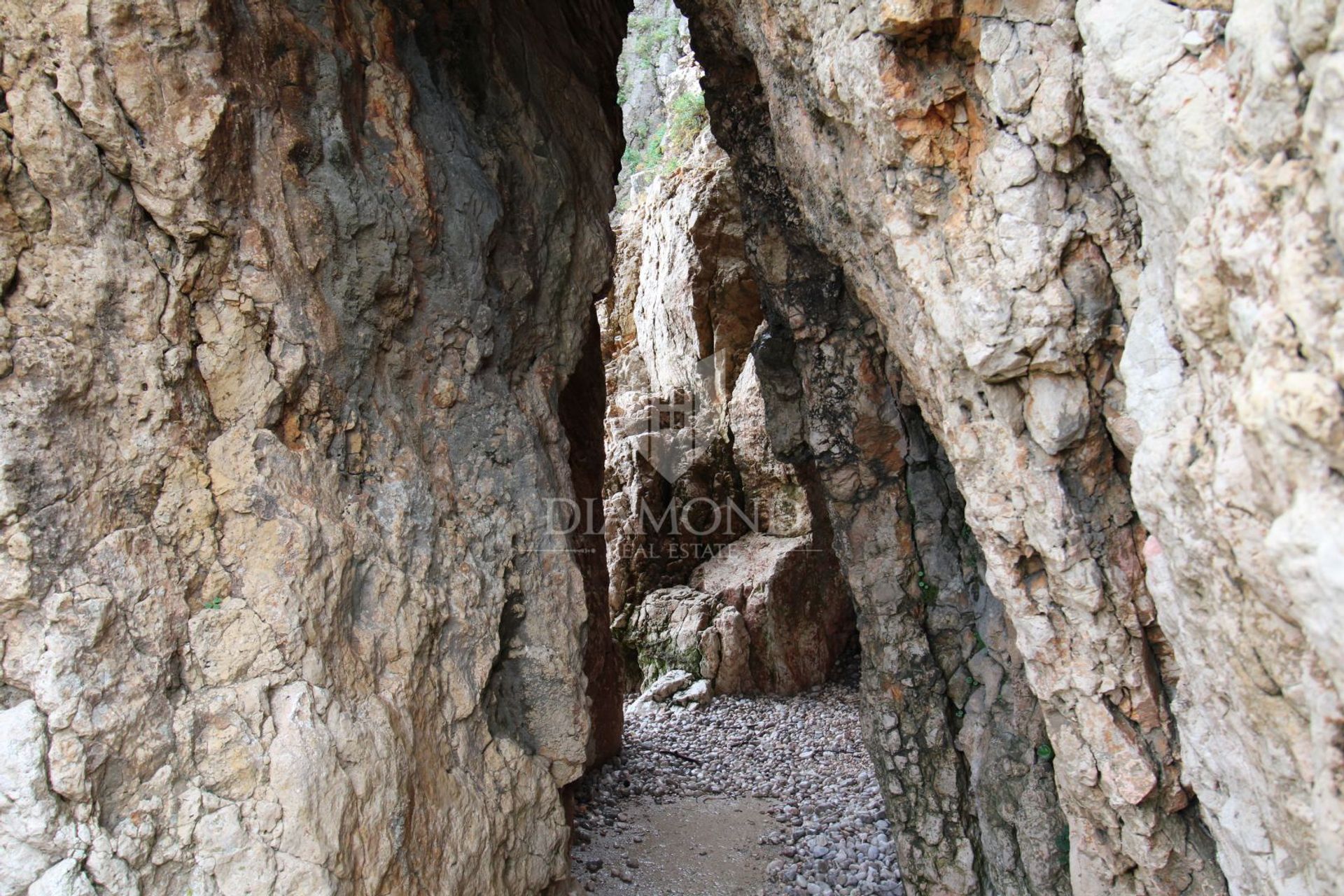 Hus i Vrbnik, Primorje-Gorski Kotar County 12813307