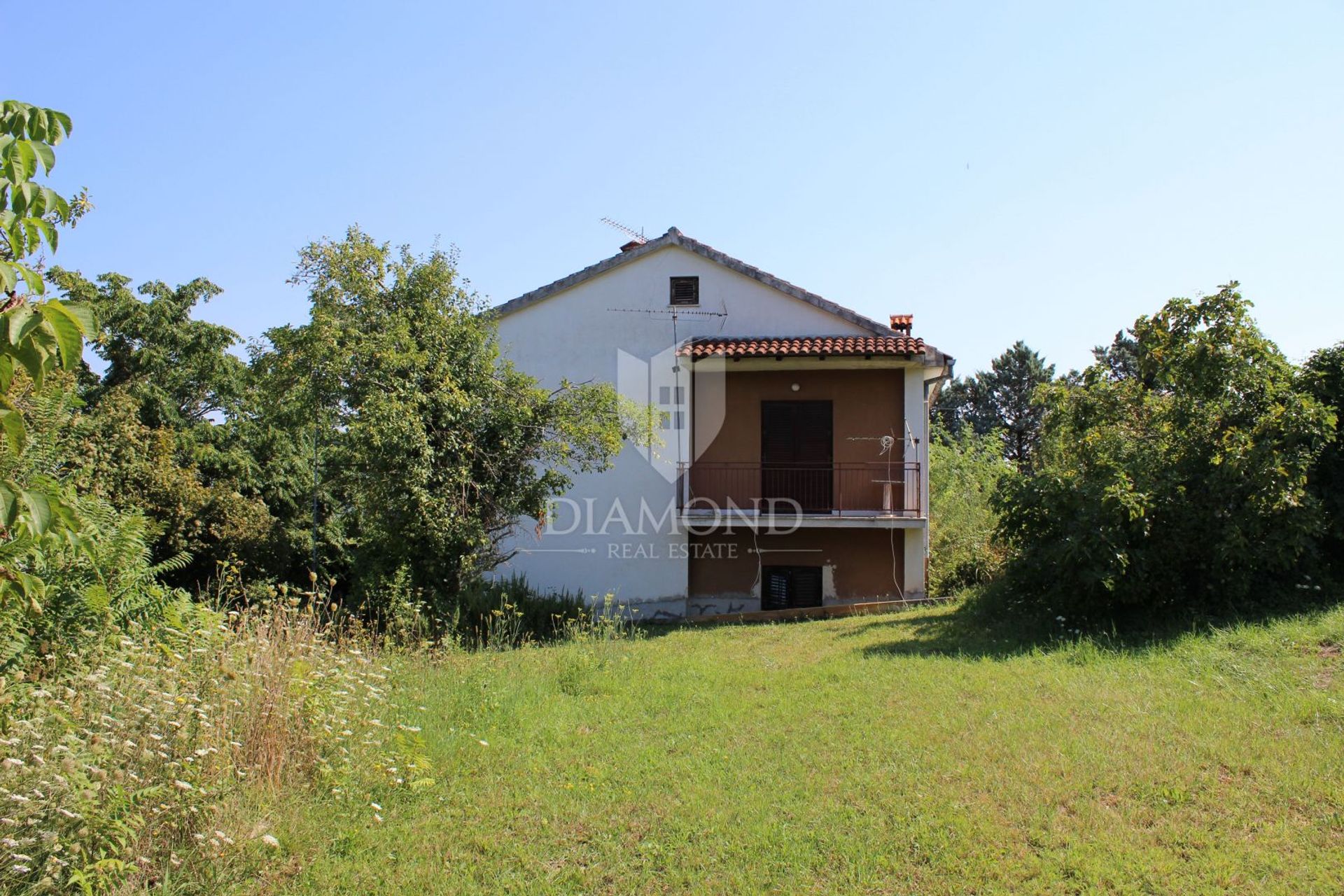 casa en Stari Pazin, Istria County 12813372