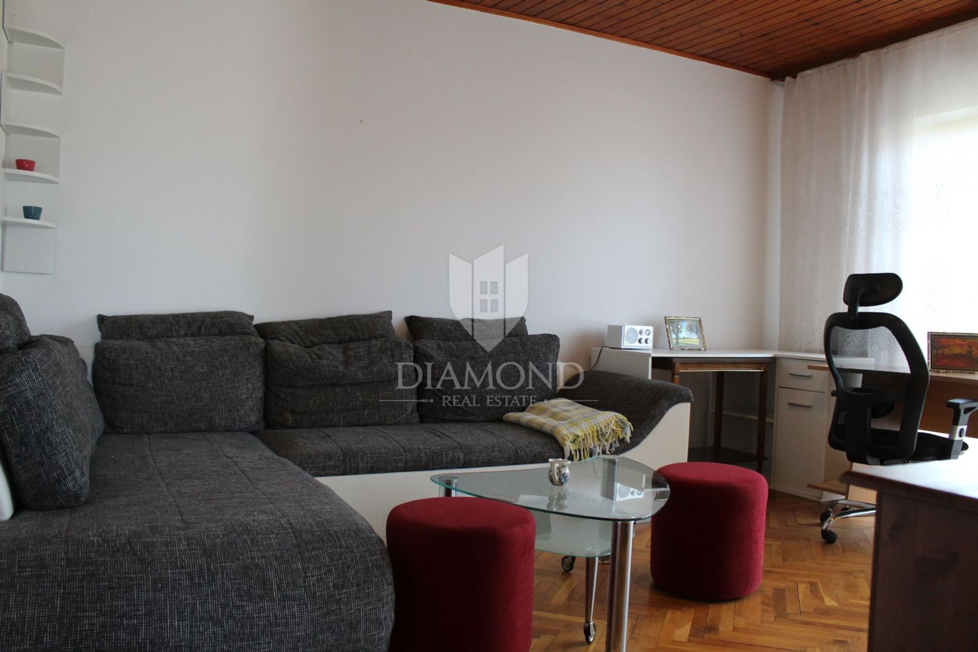 casa en Stari Pazin, Istria County 12813372