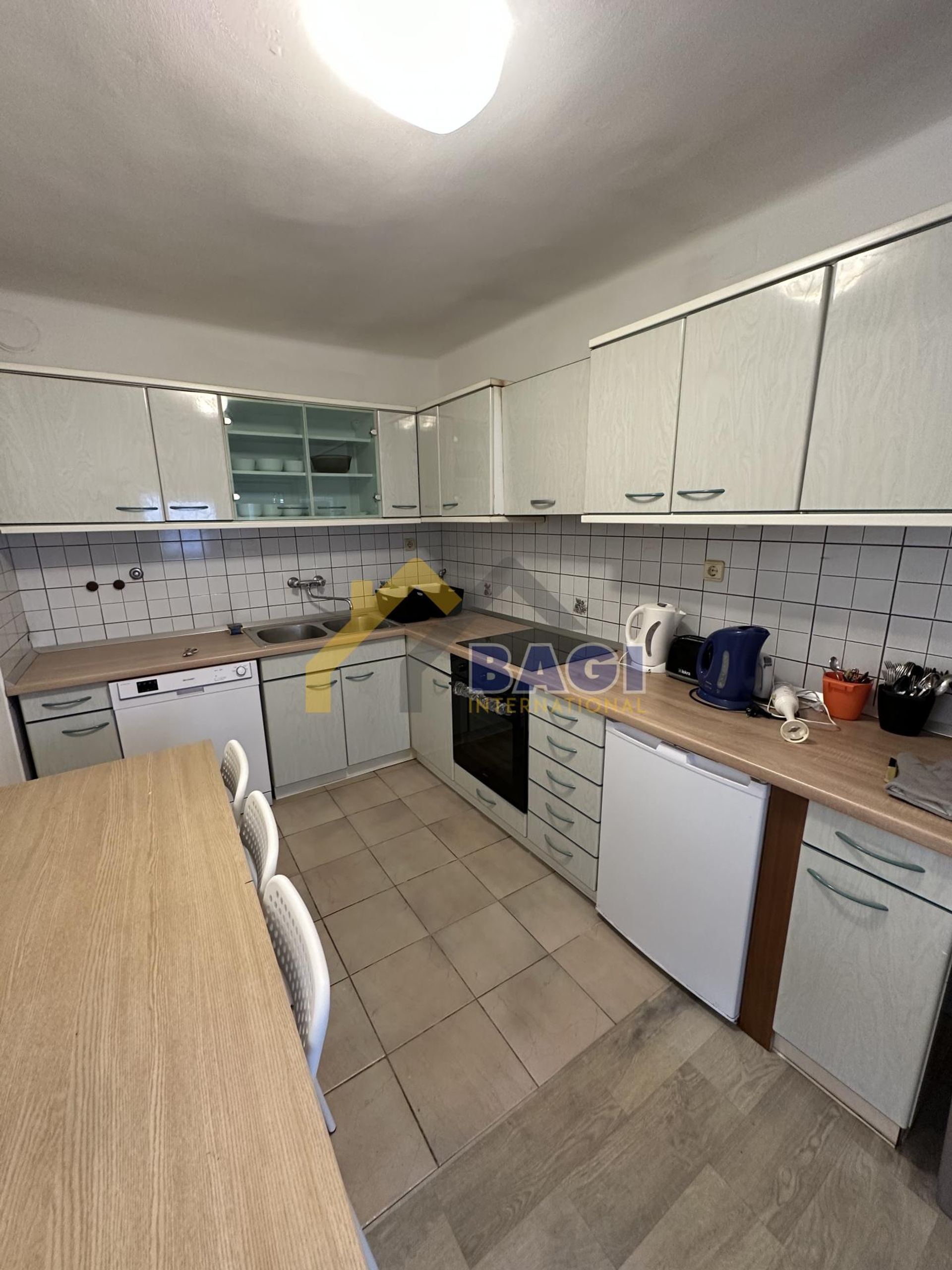 Huis in Zagreb, Grad Zagreb 12813457