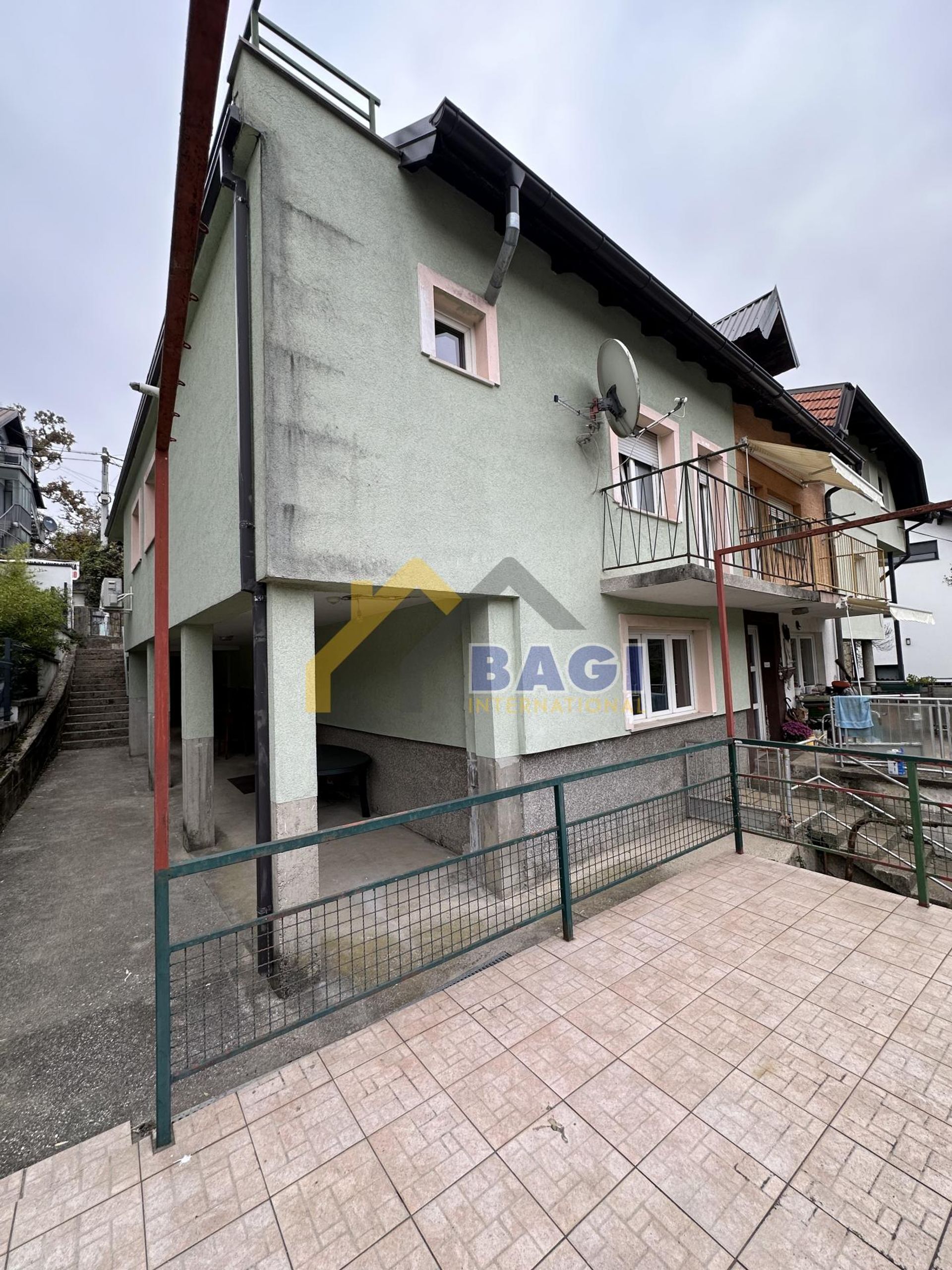 Huis in Zagreb, Grad Zagreb 12813457