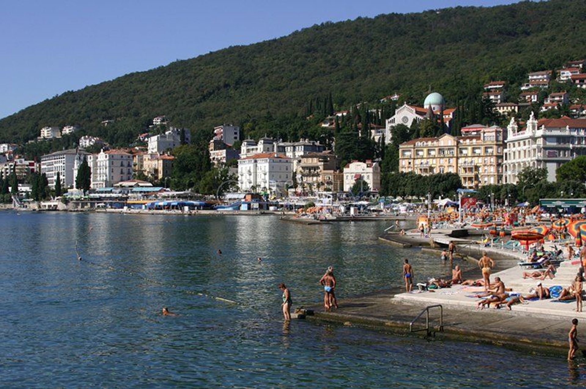 房子 在 Opatija, Primorje-Gorski Kotar County 12813985