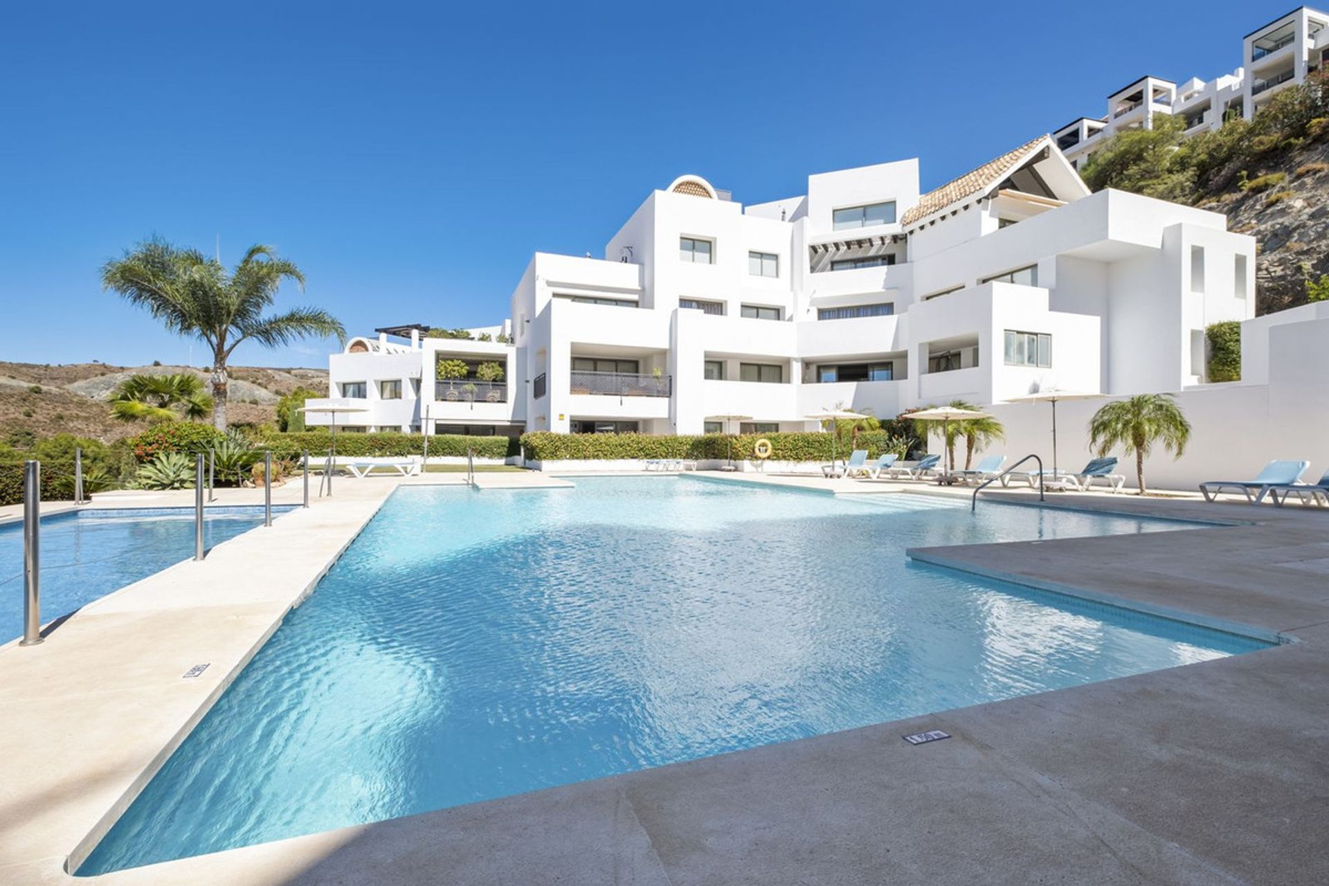 Condominio nel Benahavis, Andalusia 12814211