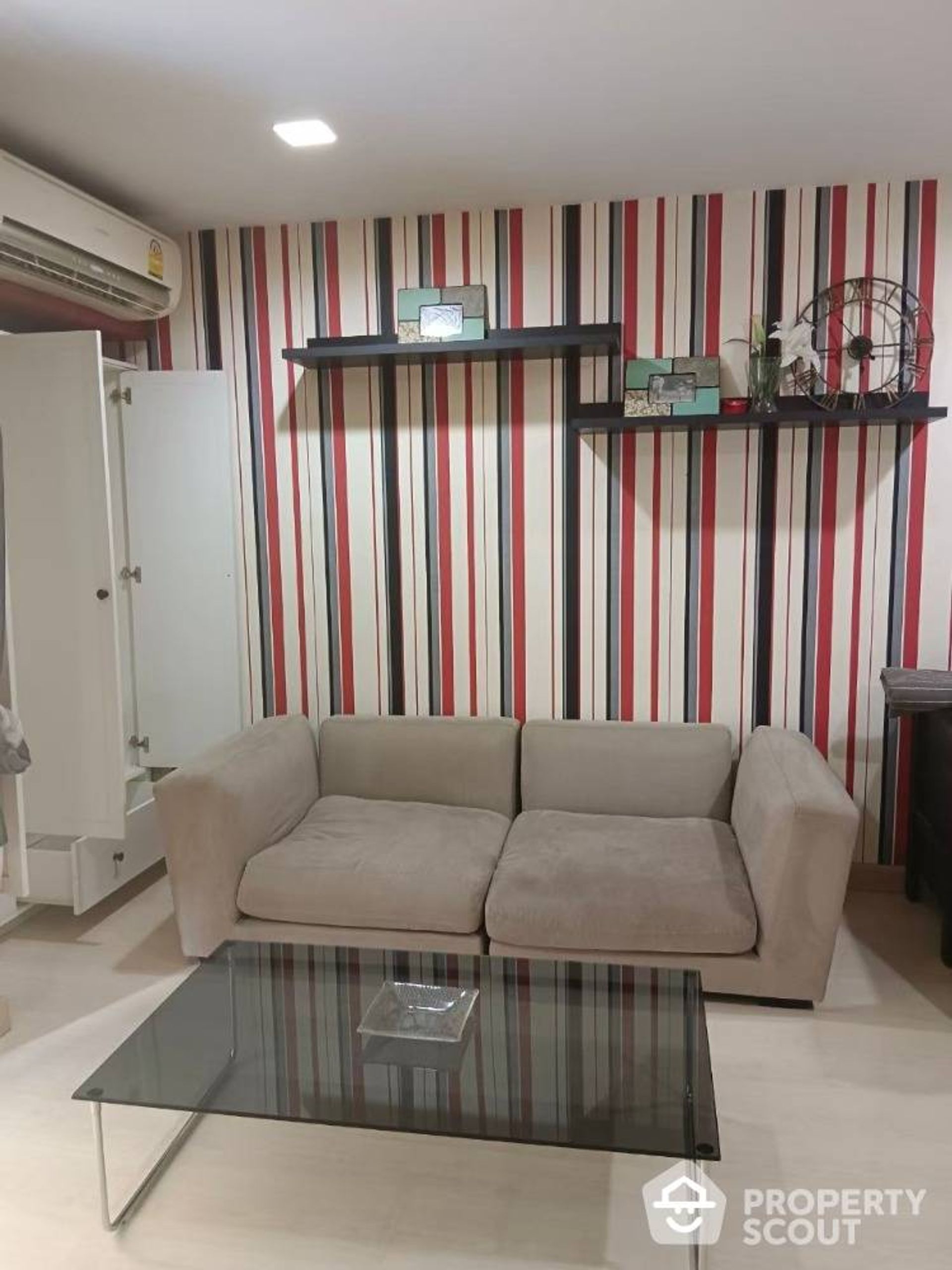 Condominio en Ban Na Song, Krung Thep Maha Nakhon 12814682