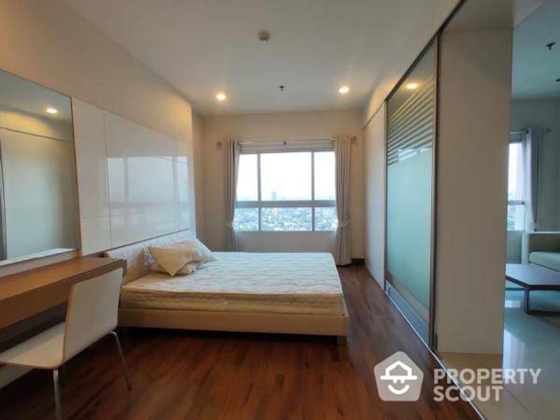 Condominium in , Krung Thep Maha Nakhon 12814791