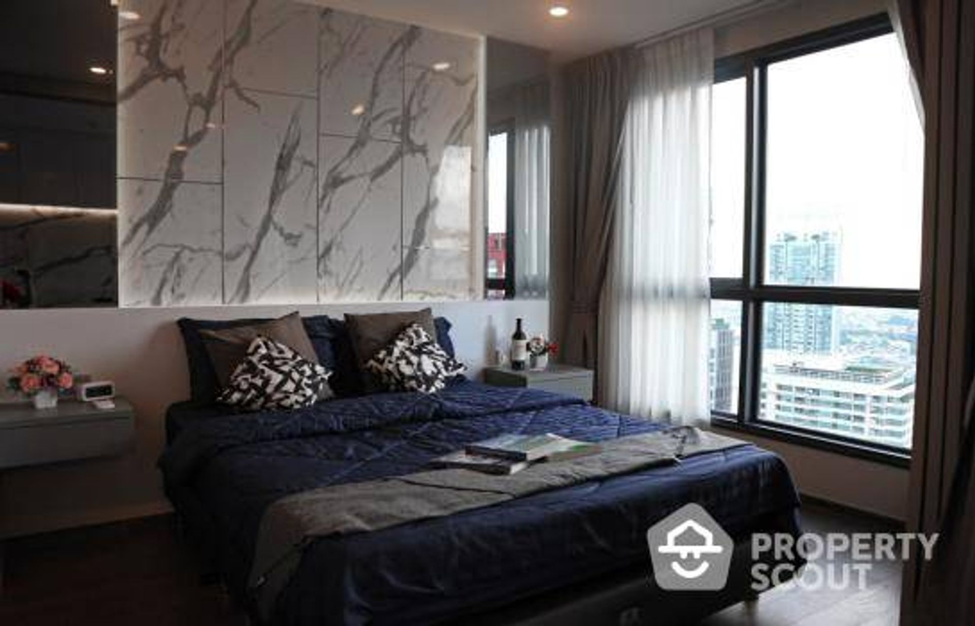 Condominium in Ratchathewi, Krung Thep Maha Nakhon 12814797