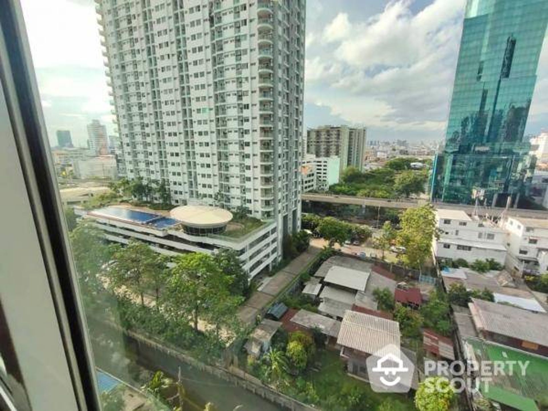 Condominium in , Krung Thep Maha Nakhon 12814825