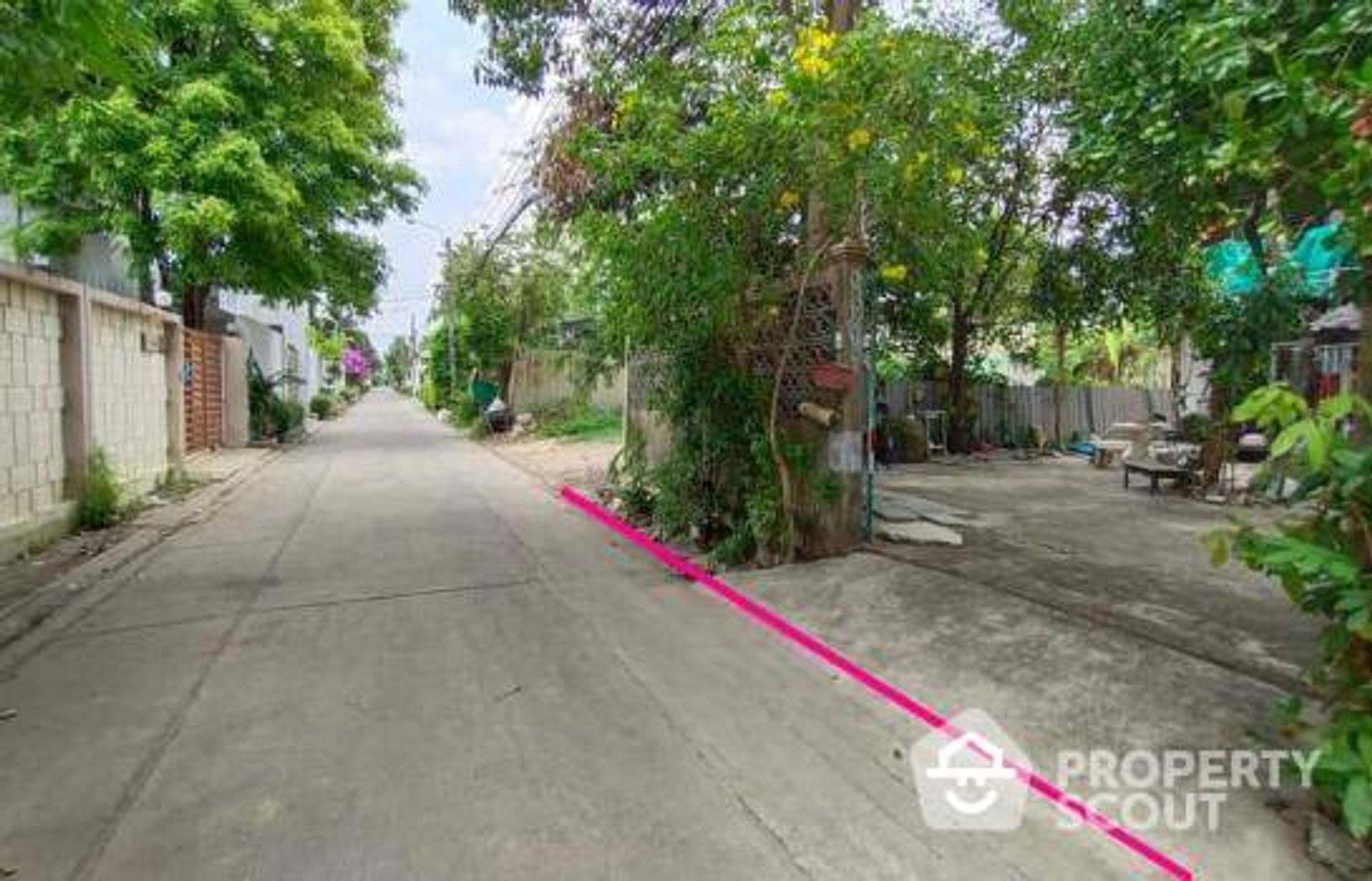 Hus i Ban Song Krathiam, Krung Thep Maha Nakhon 12814869