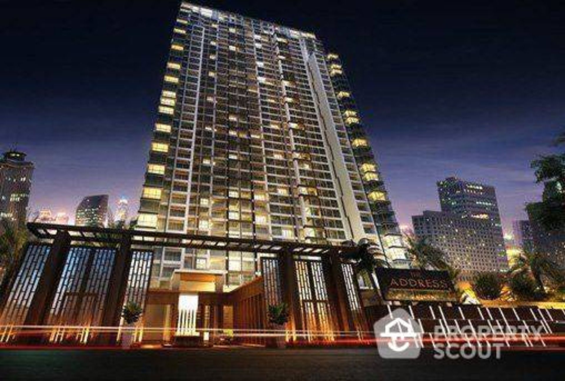 Condominium dans Bang Rak, Krung Thep Maha Nakhon 12814912