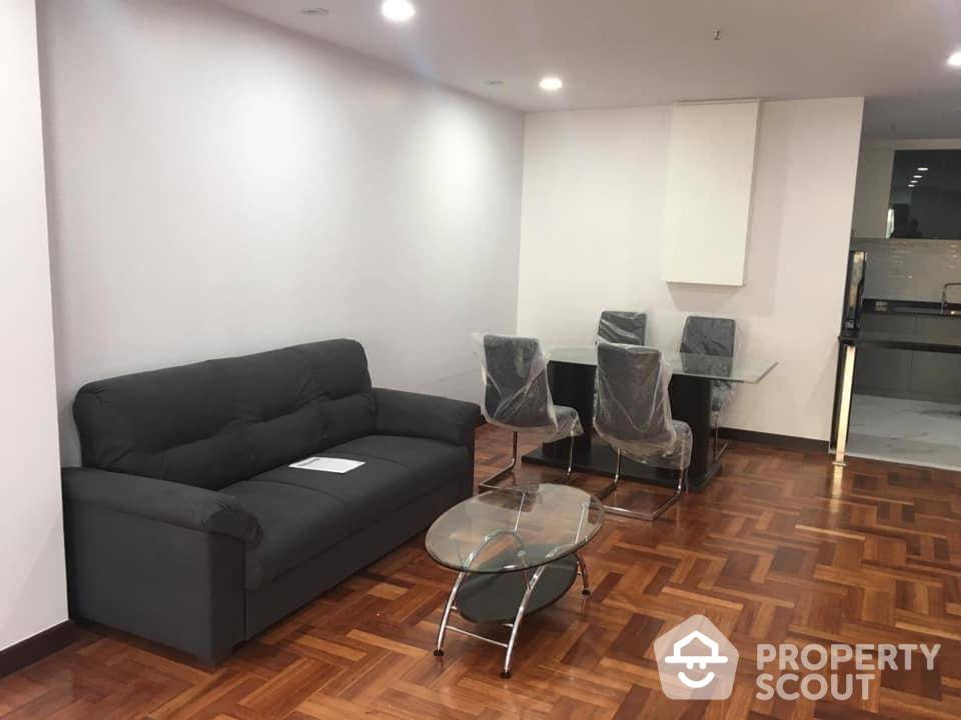 Condominium in Ban Na Song, Krung Thep Maha Nakhon 12814955