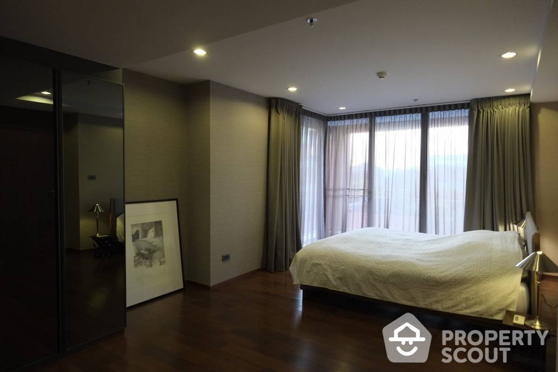 Condominium dans Bang Rak, Krung Thep Maha Nakhon 12815091