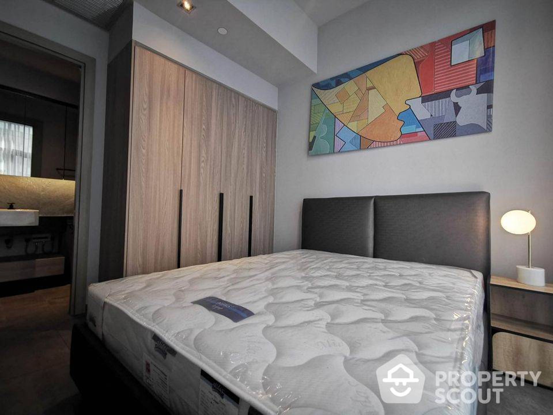 Condominium in Ban Na Lied, Krung Thep Maha Nakhon 12815172