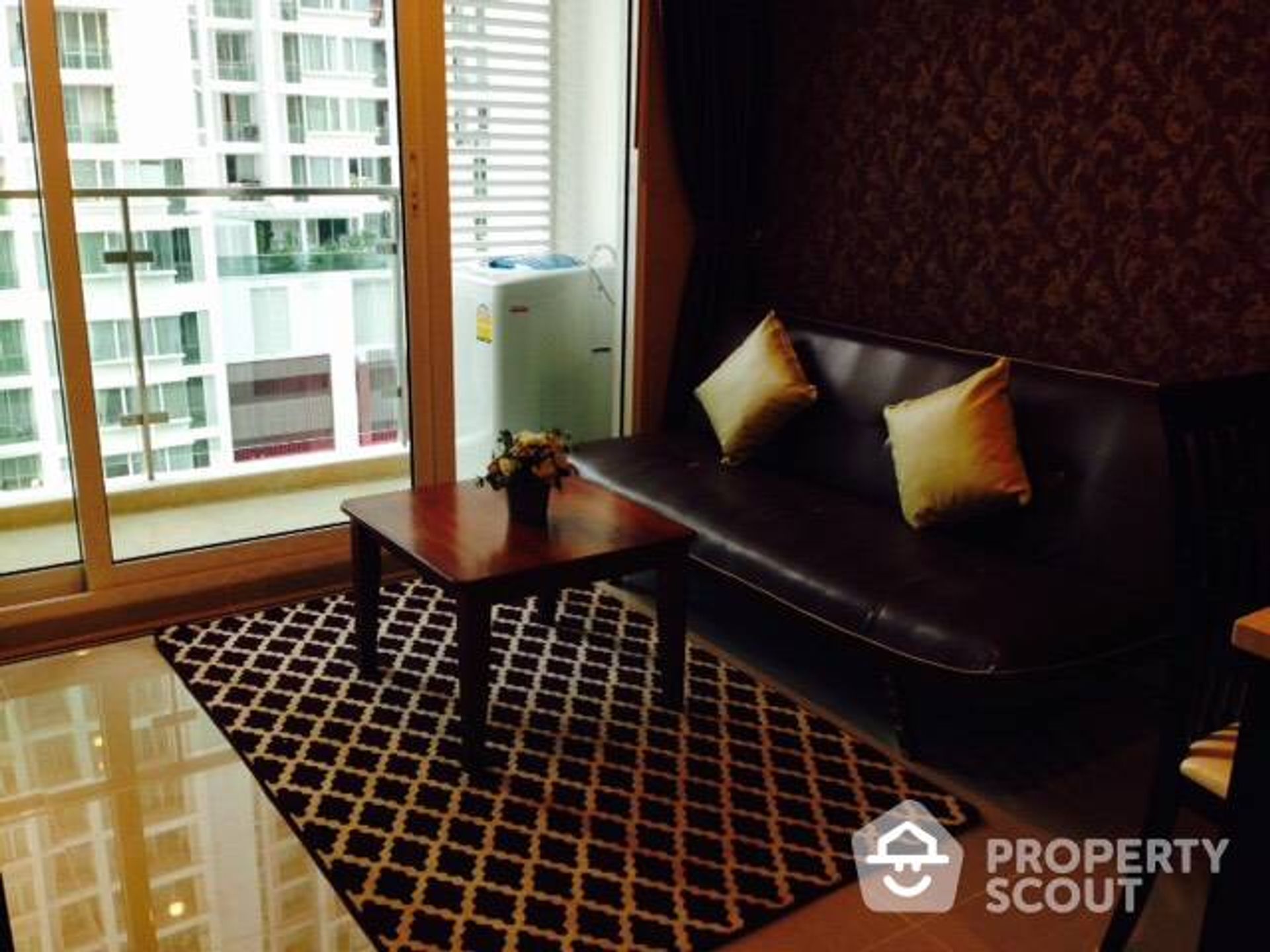 Condominium in Ban Na Lied, Krung Thep Maha Nakhon 12815295