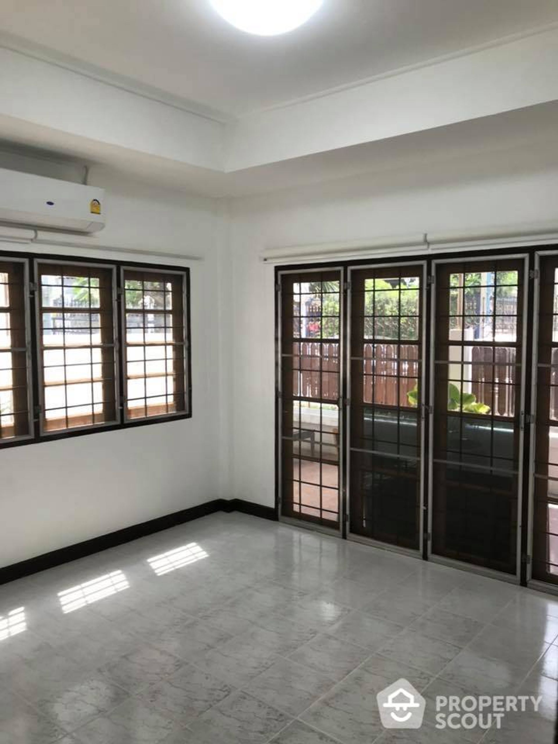 Hus i Watthana, Krung Thep Maha Nakhon 12815341